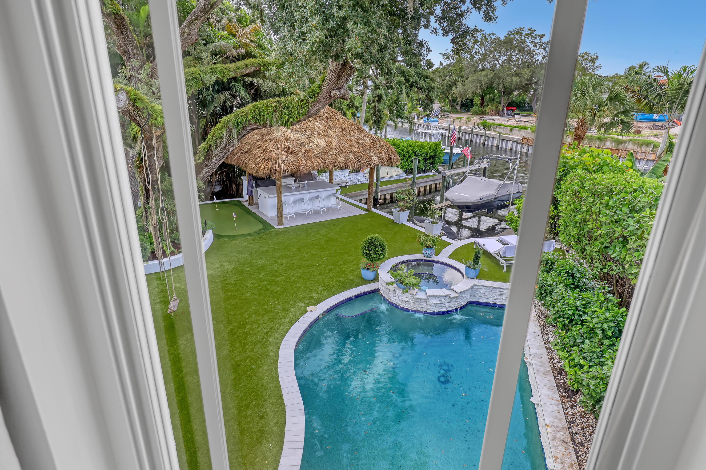 2338 Flamingo (47)