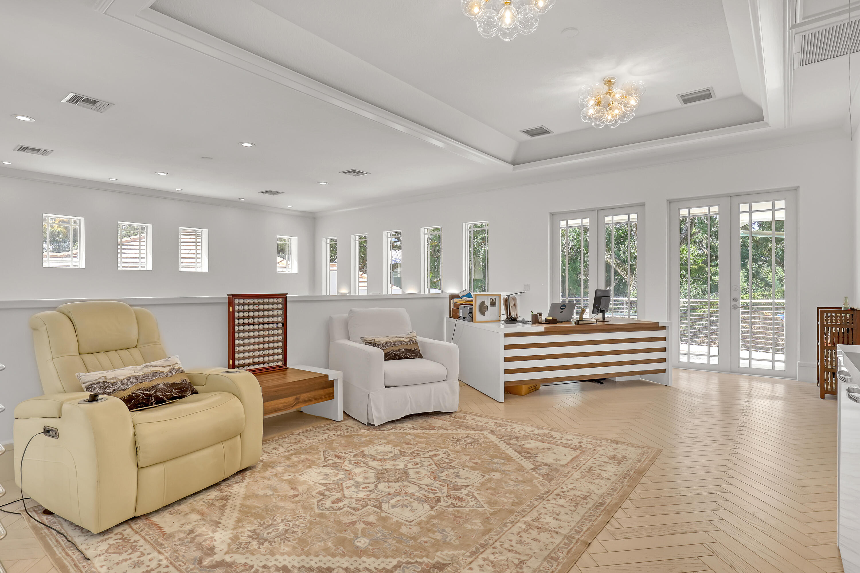 UPPER LOFT