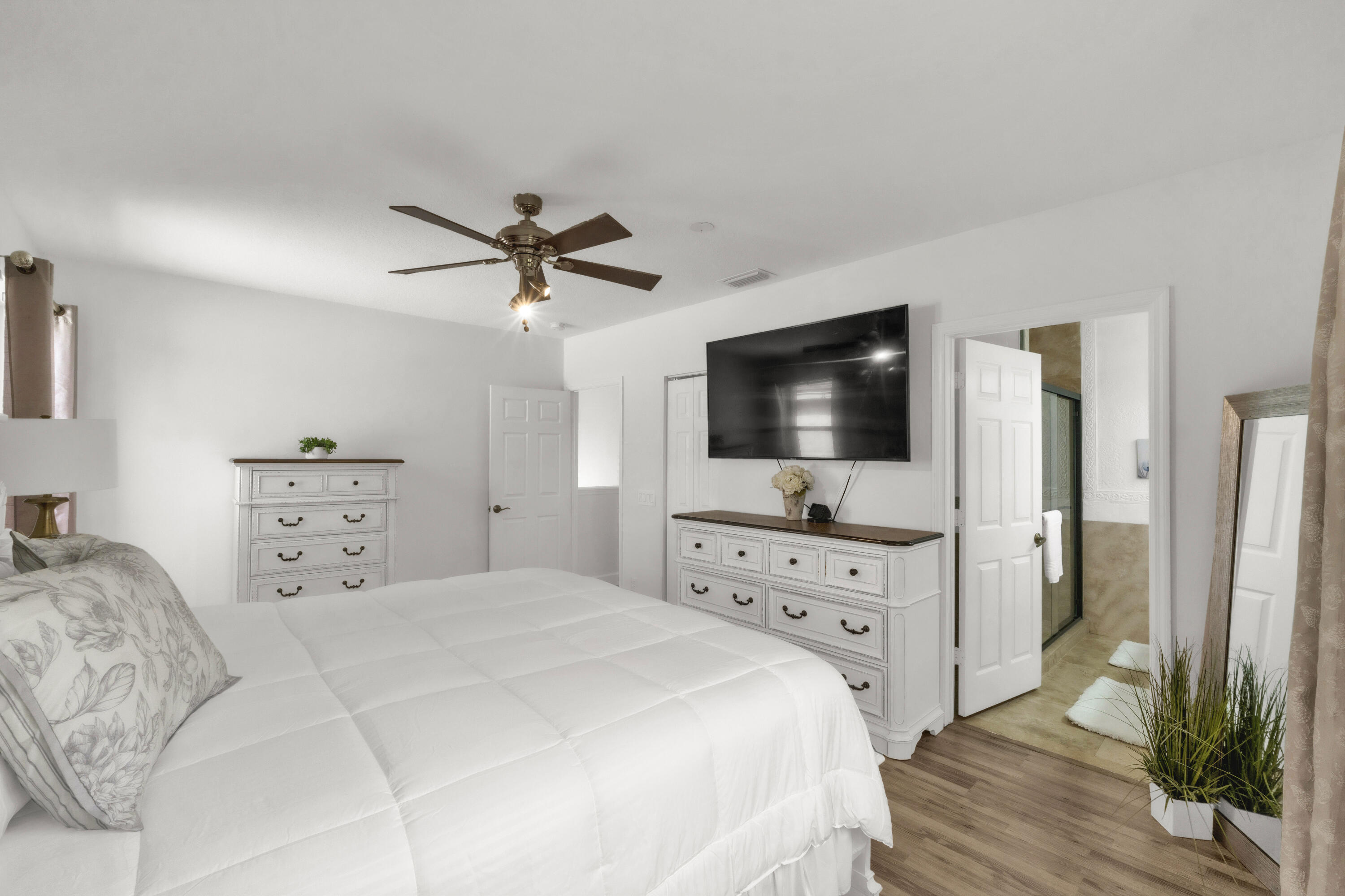 3462 NW 112th Way-44