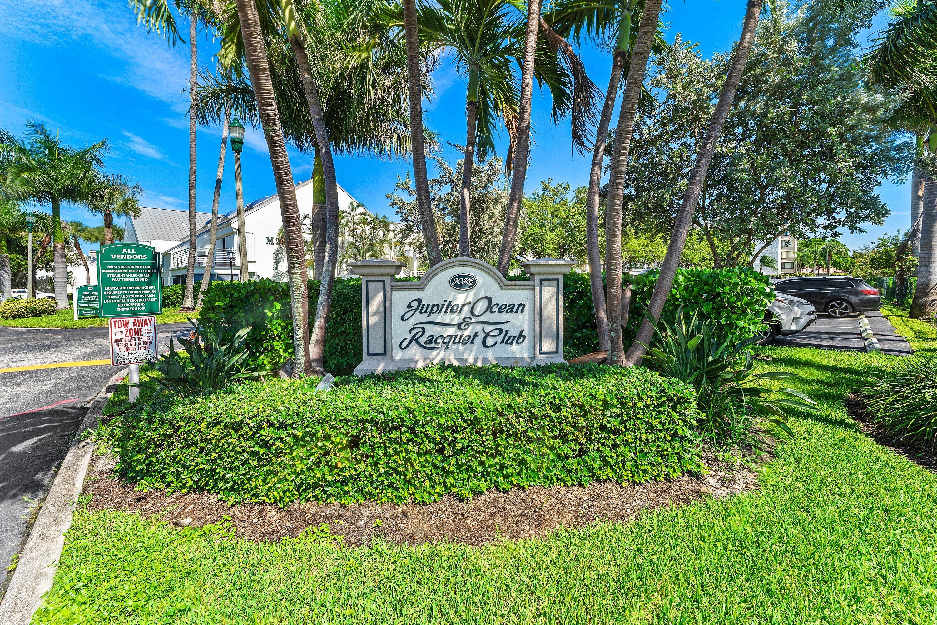 028-1605SouthUSHighway1-404M1-Jupiter-FL