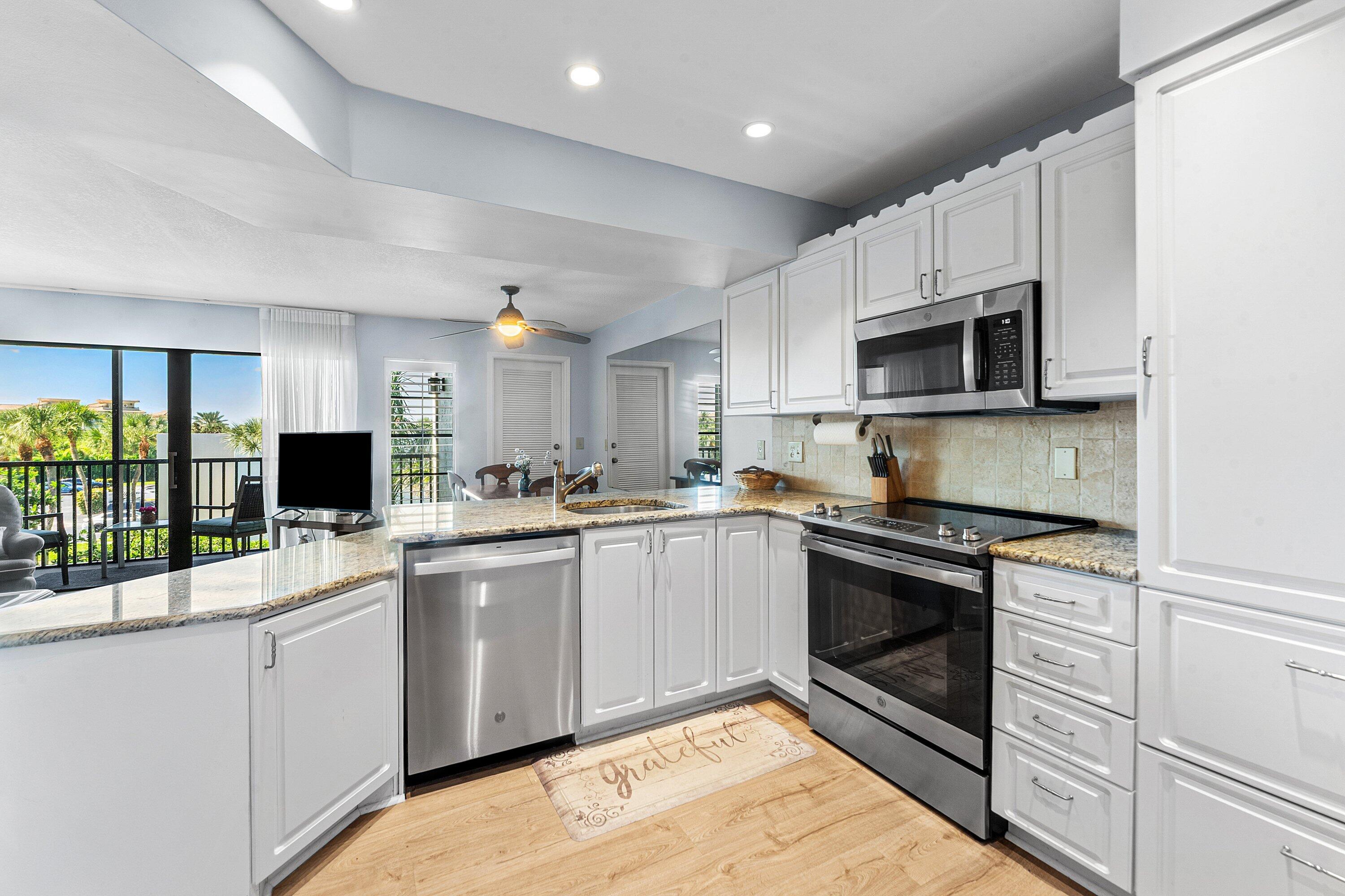 009-1605SouthUSHighway1-301V6-Jupiter-FL