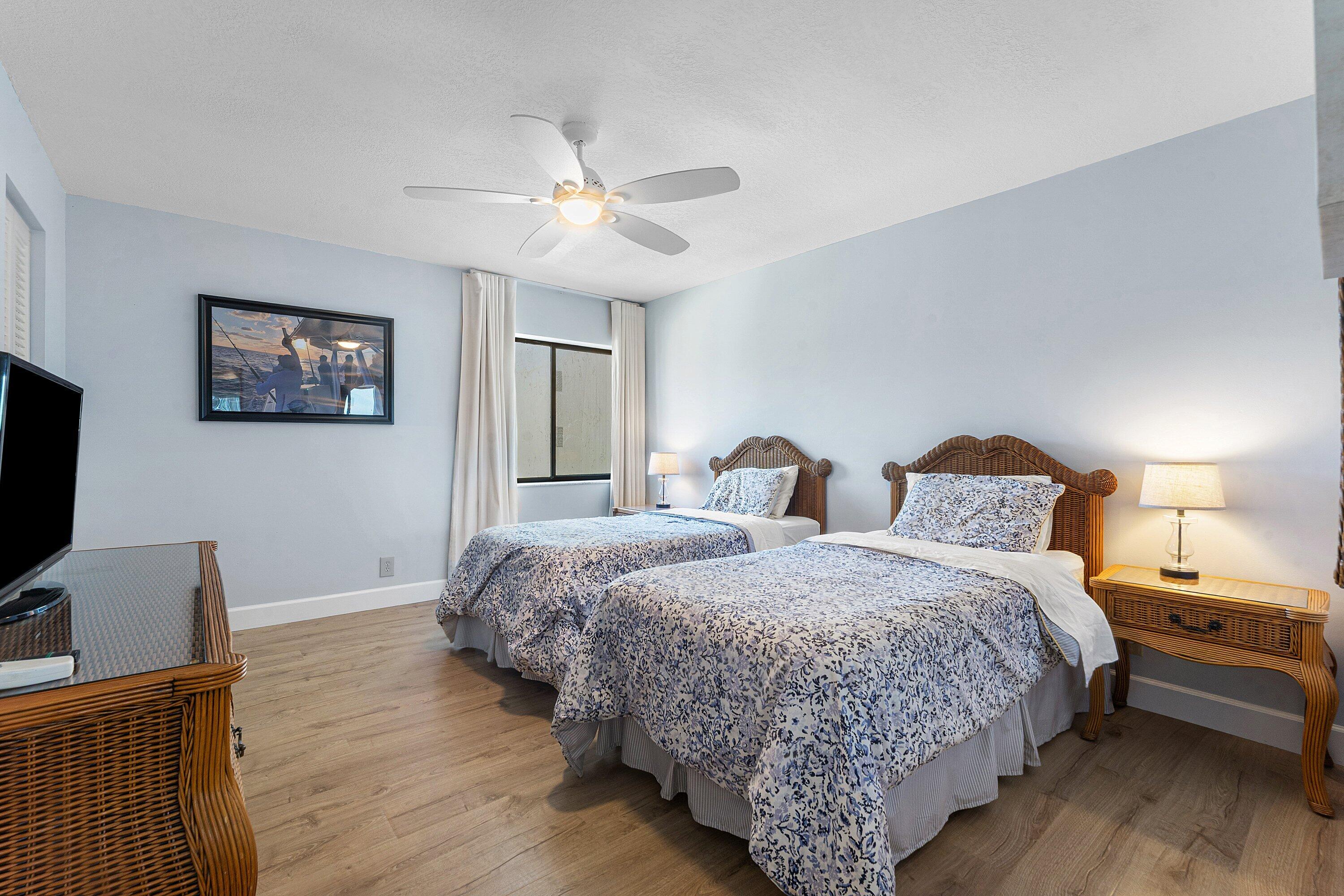018-1605SouthUSHighway1-301V6-Jupiter-FL