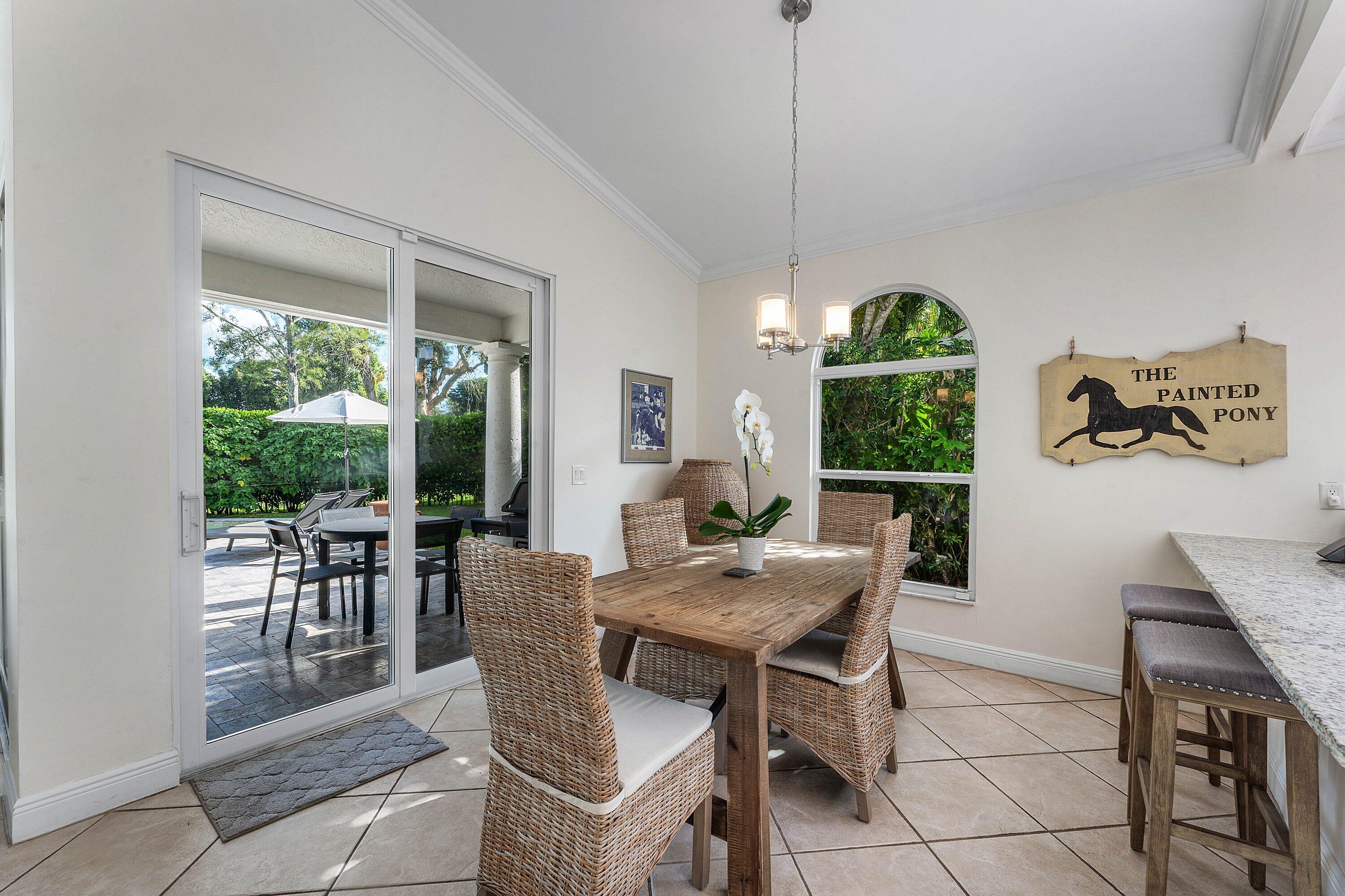 Dining Room/View