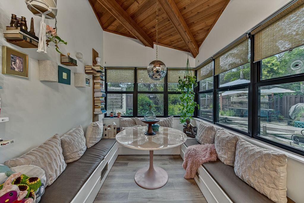 Lounge area back enclosed