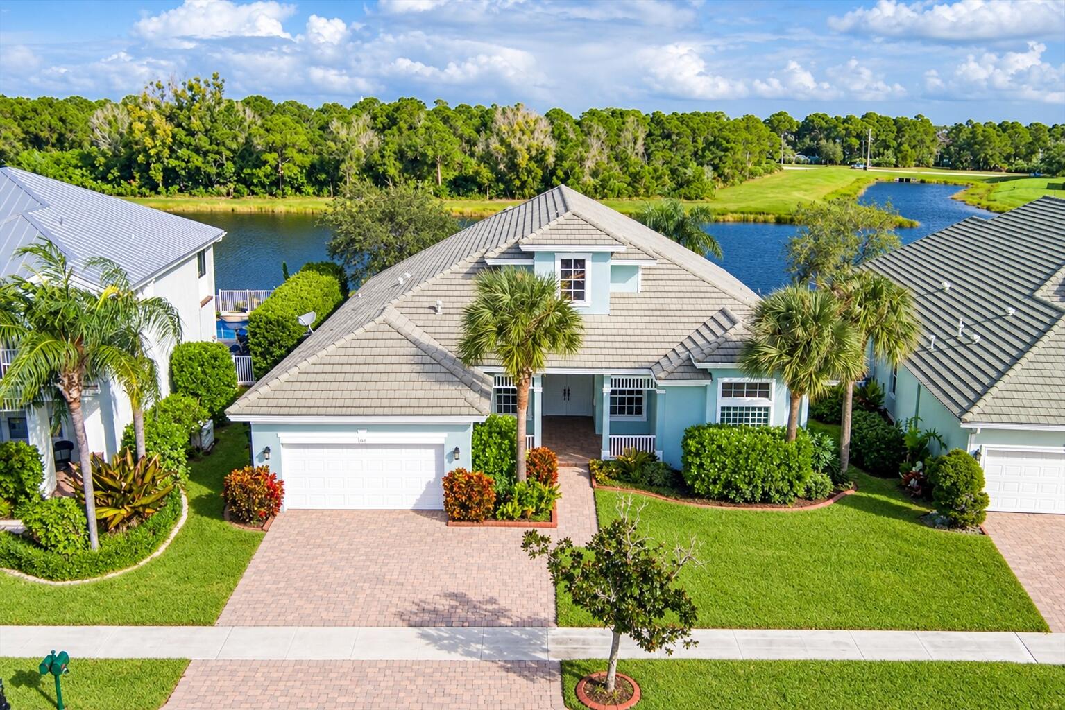 Pristine Coastal Home by the Lake Pristine Coastal Home by the Lake