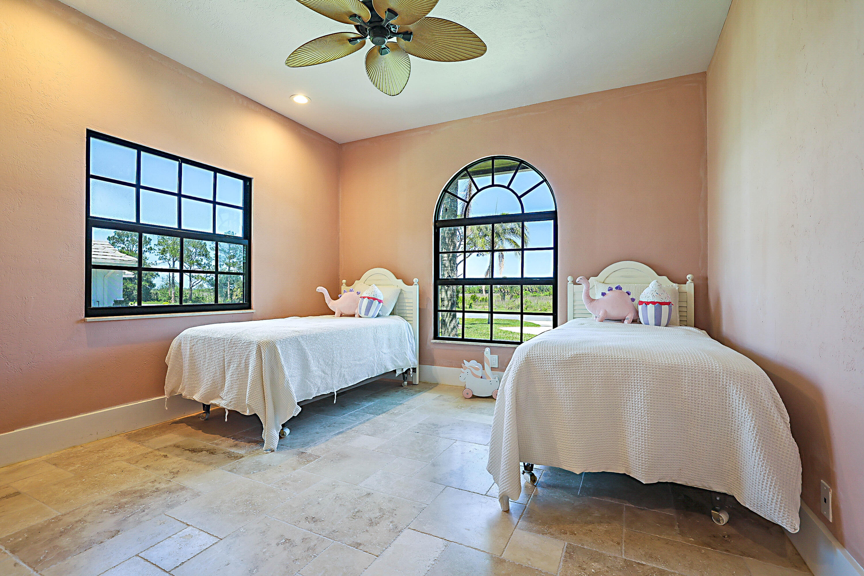 18680 SE Old Trail Dr E -37