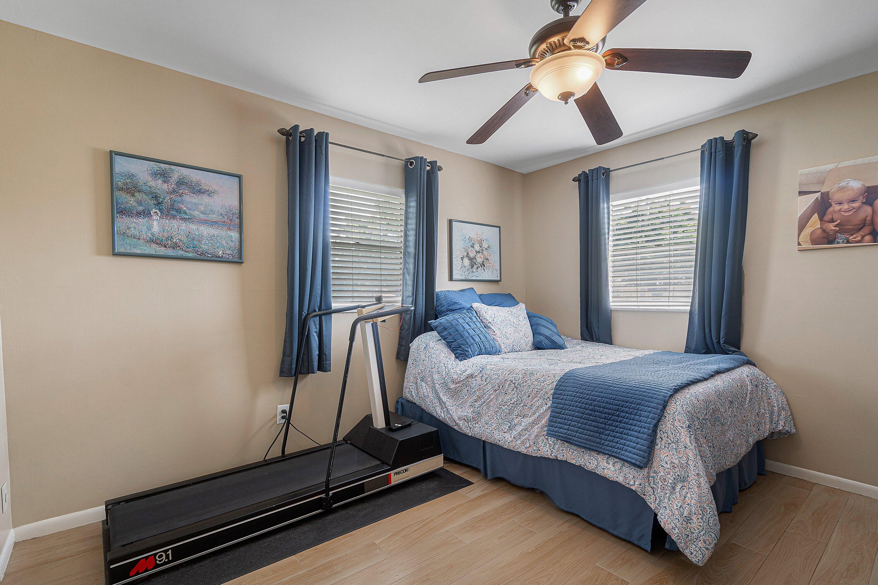 018-2766NewYorkStreet-WestPalmBeach-FL-3