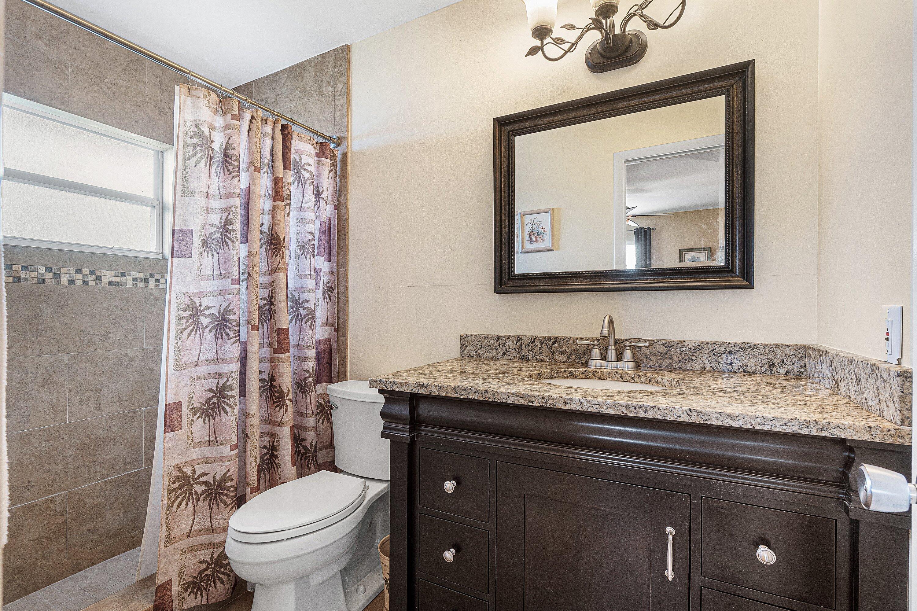 017-2766NewYorkStreet-WestPalmBeach-FL-3