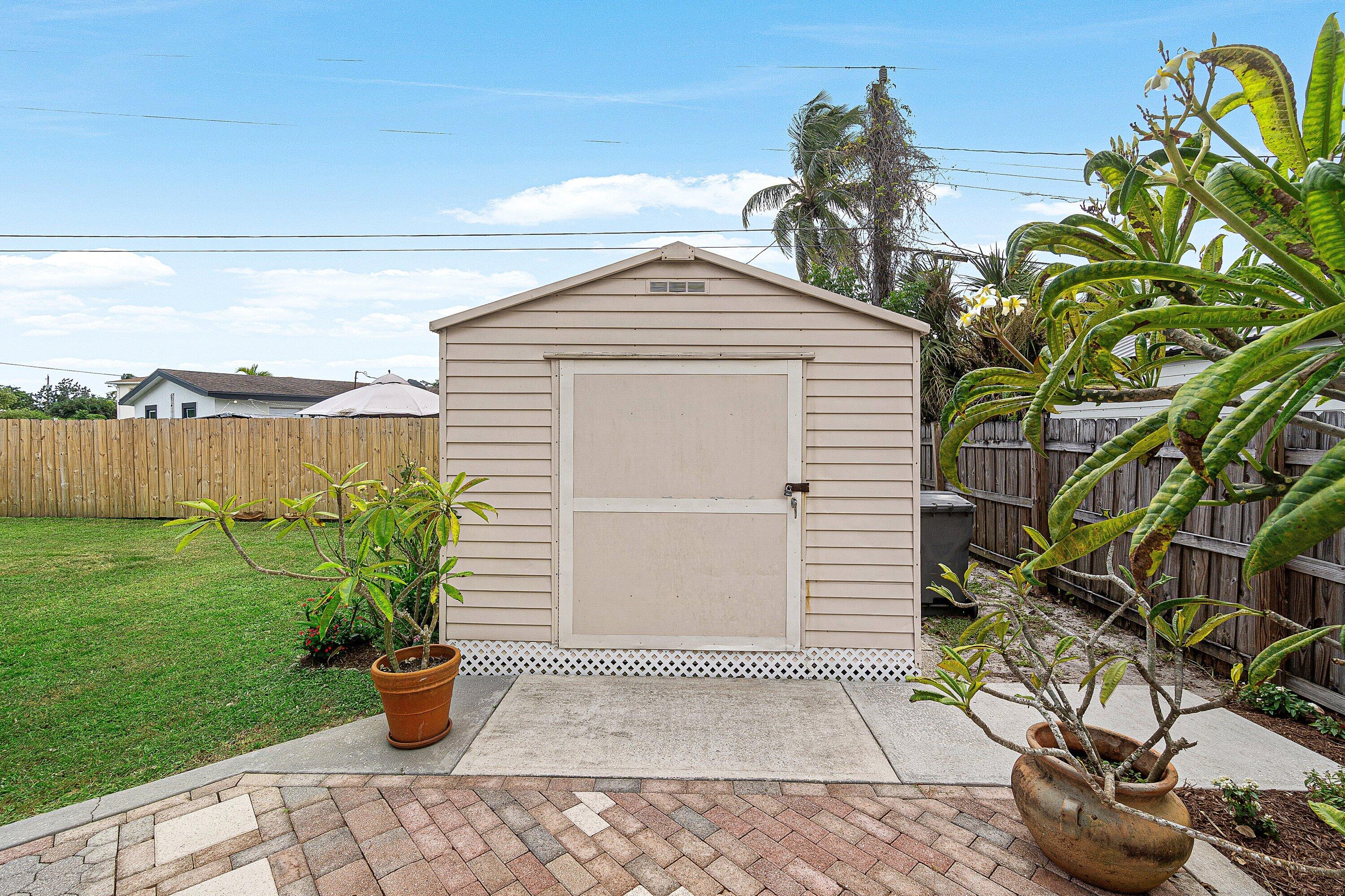 024-2766NewYorkStreet-WestPalmBeach-FL-3