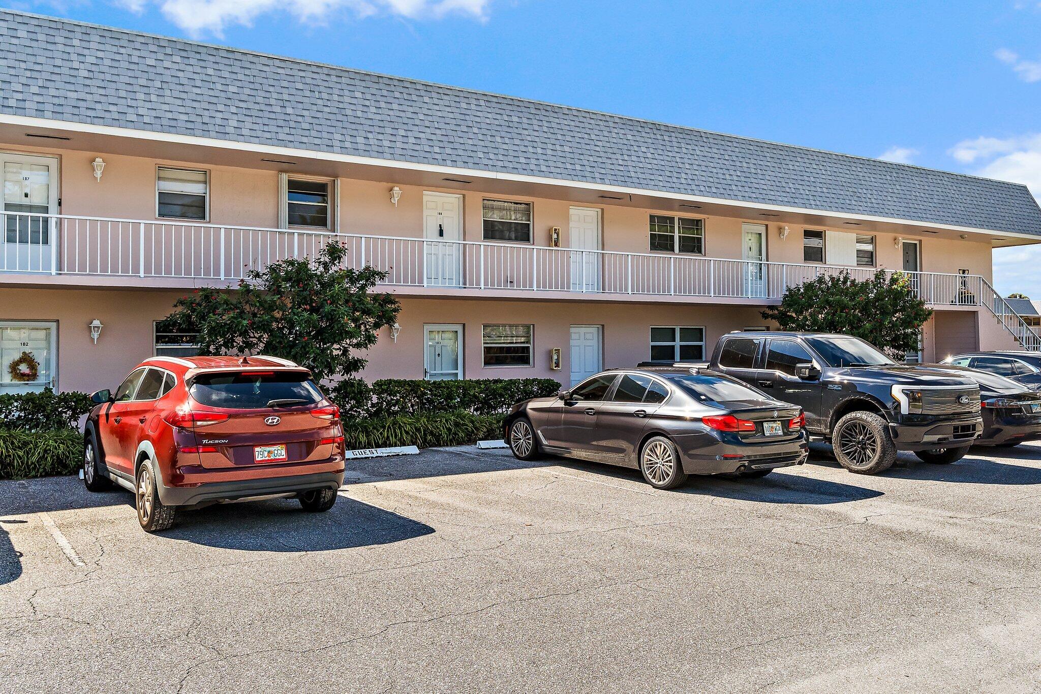 011-18081SECountryClubDr-Jupiter-SMALL