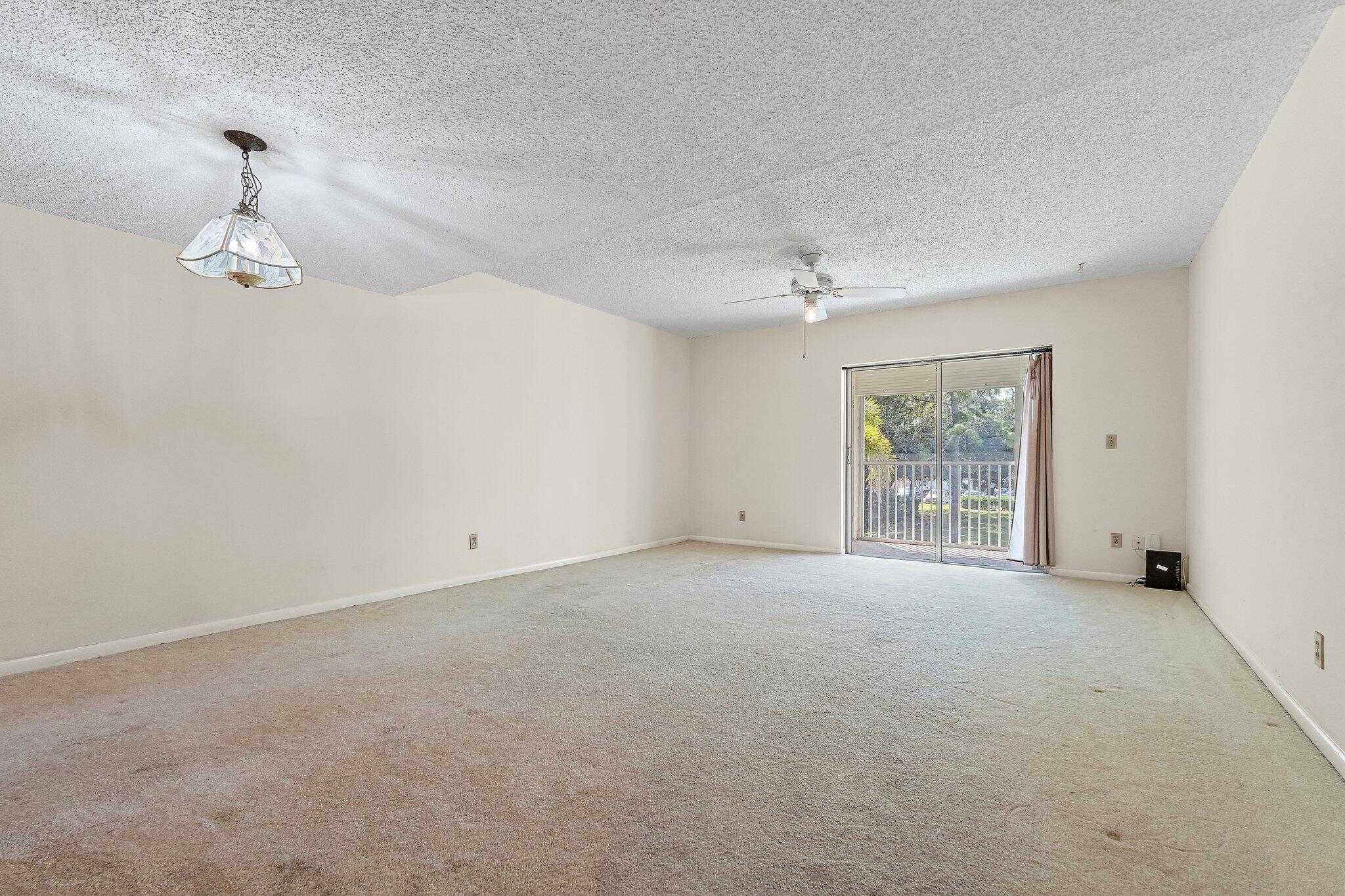 023-18081SECountryClubDr-Jupiter-SMALL
