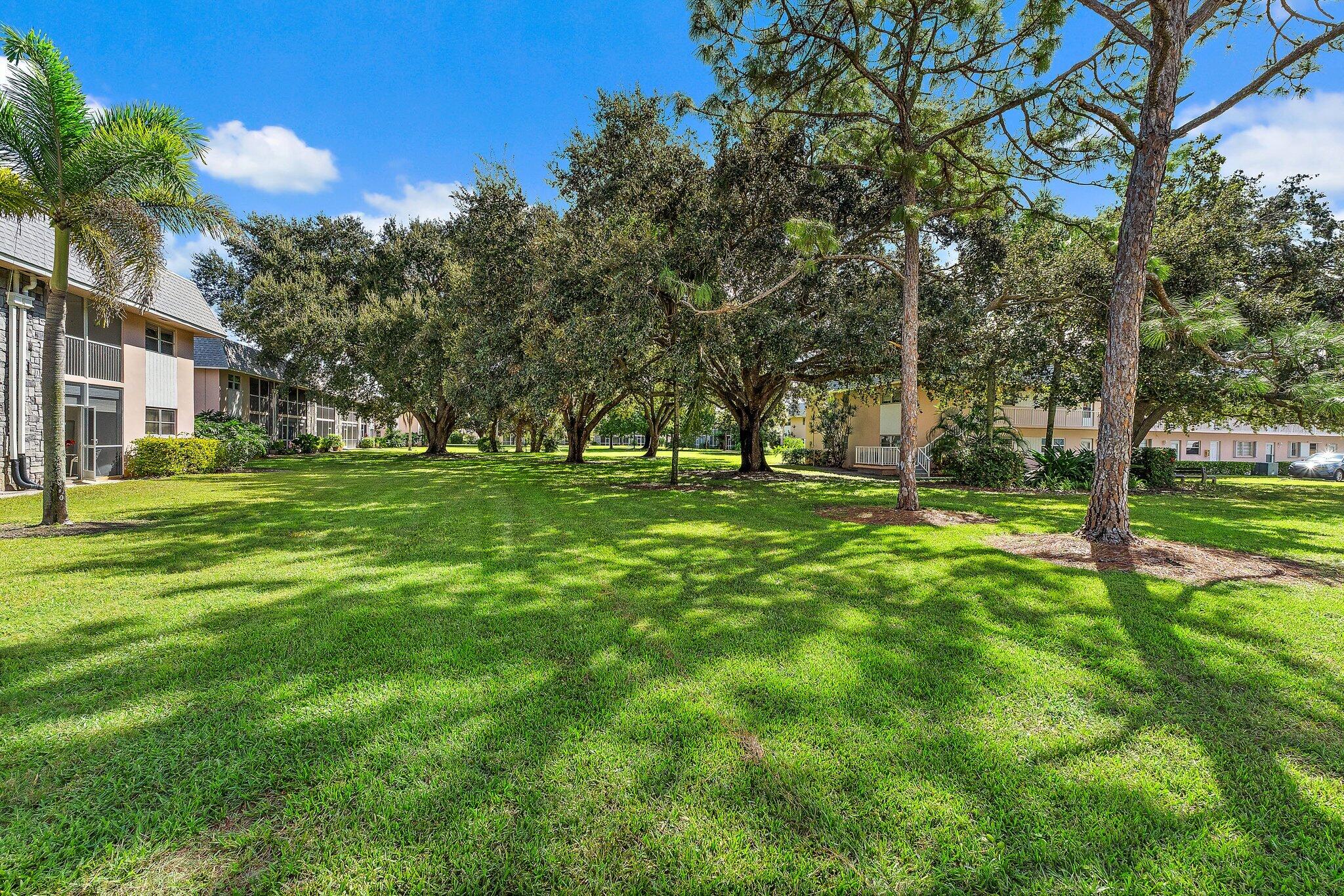 034-18081SECountryClubDr-Jupiter-SMALL