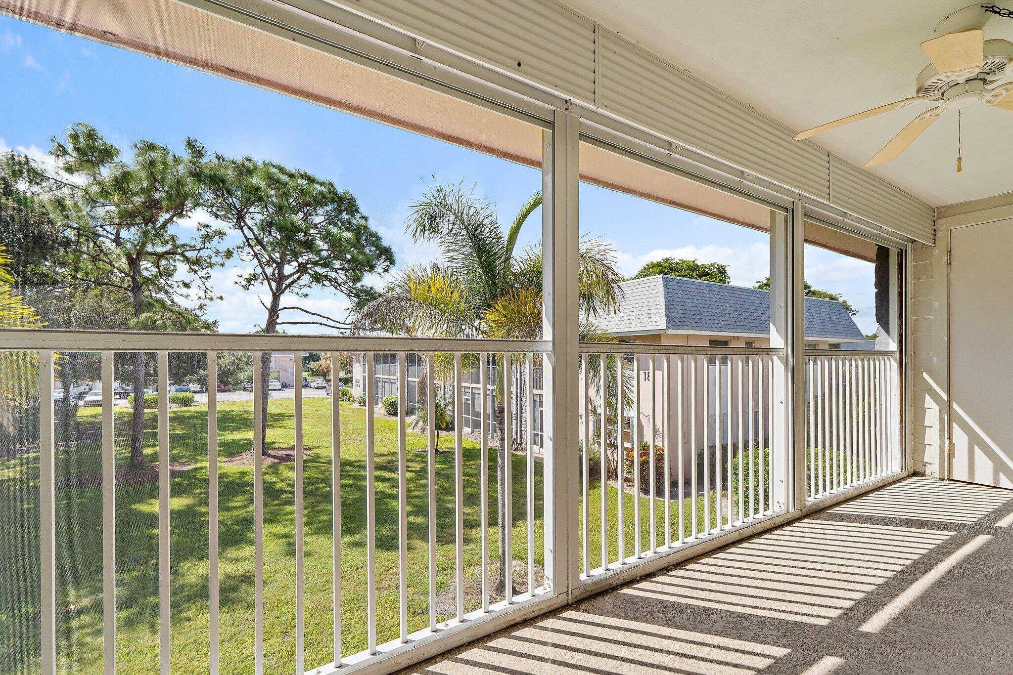 026-18081SECountryClubDr-Jupiter-SMALL
