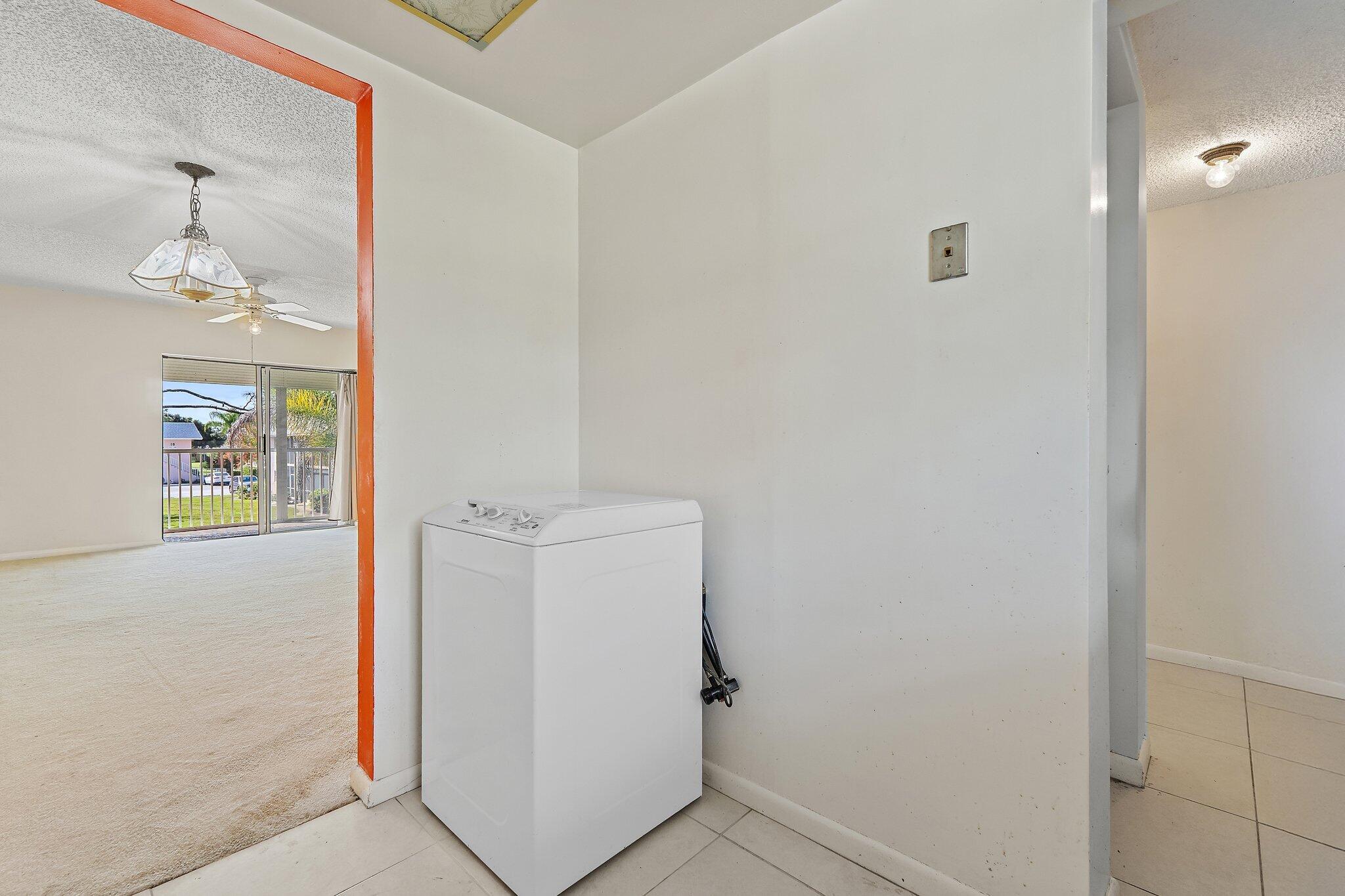 021-18081SECountryClubDr-Jupiter-SMALL