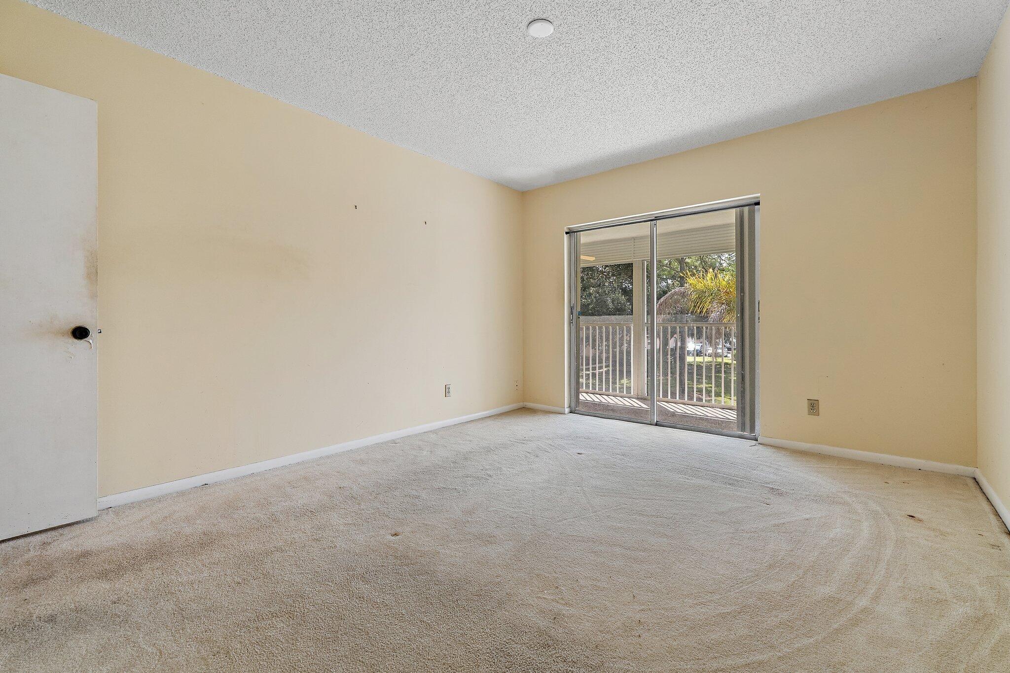 029-18081SECountryClubDr-Jupiter-SMALL