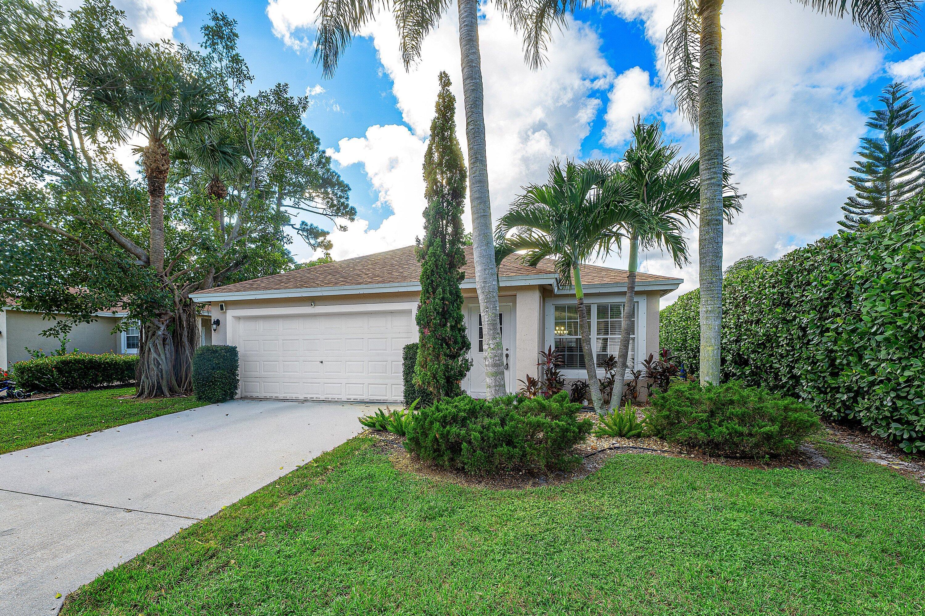 003-5427ClubCircle-Haverhill-FL-33415-SM 003-5427ClubCircle-Haverhill-FL-33415-SM