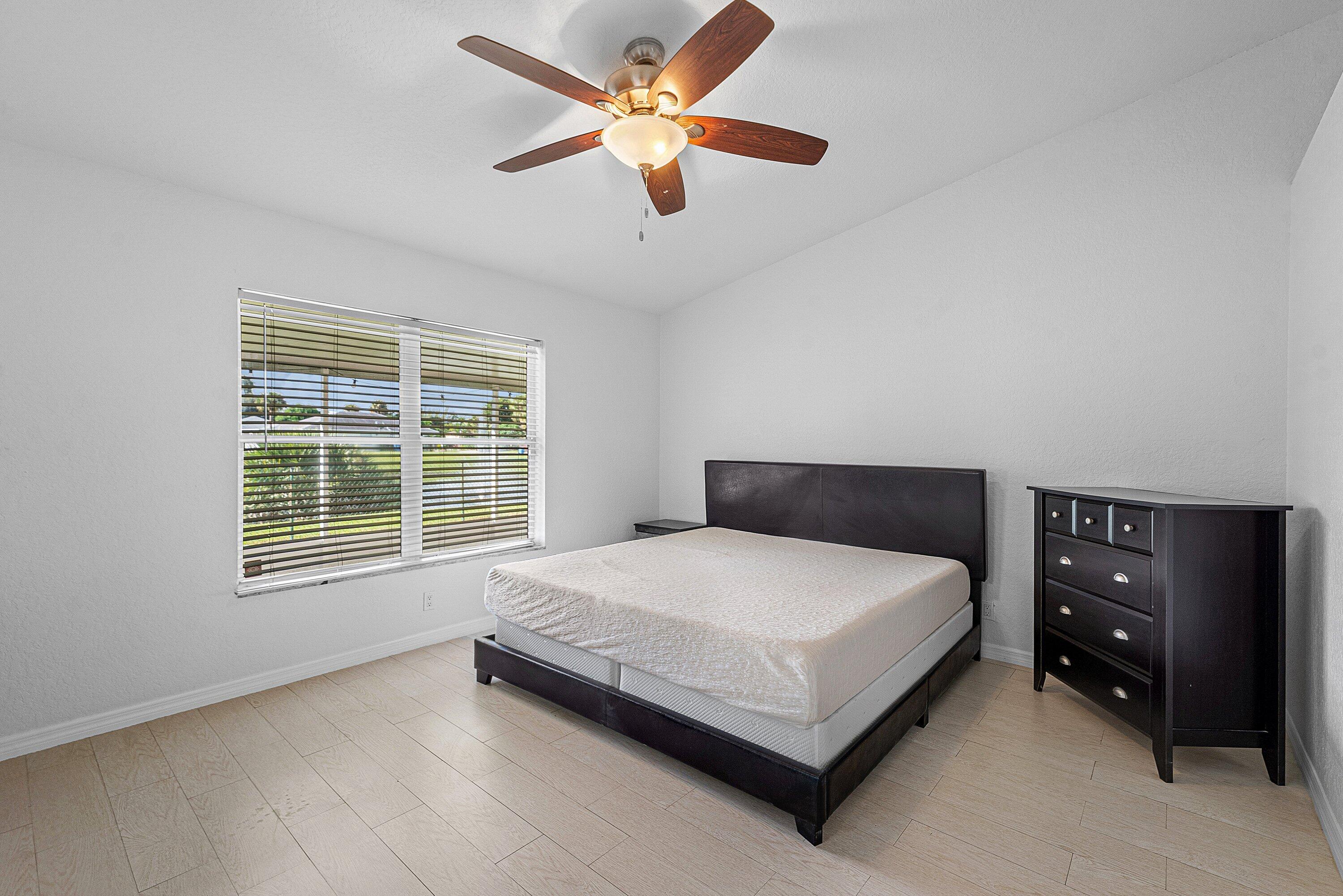 018-5427ClubCircle-Haverhill-FL-33415-SM 018-5427ClubCircle-Haverhill-FL-33415-SM