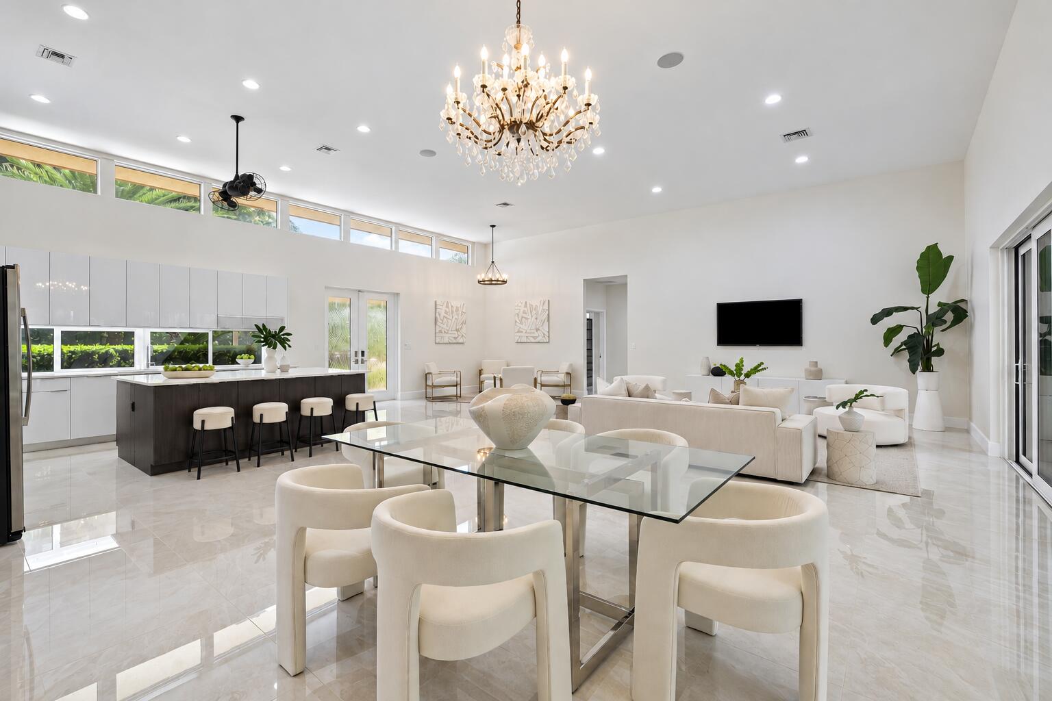 Bright Luxury Open-Plan Interior