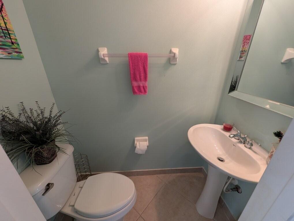 1/2 Bath 2