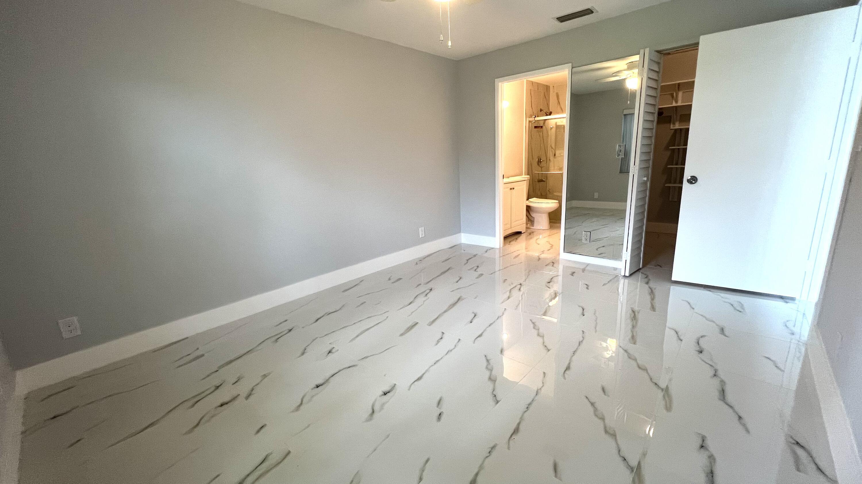 Ensuite master bedroom