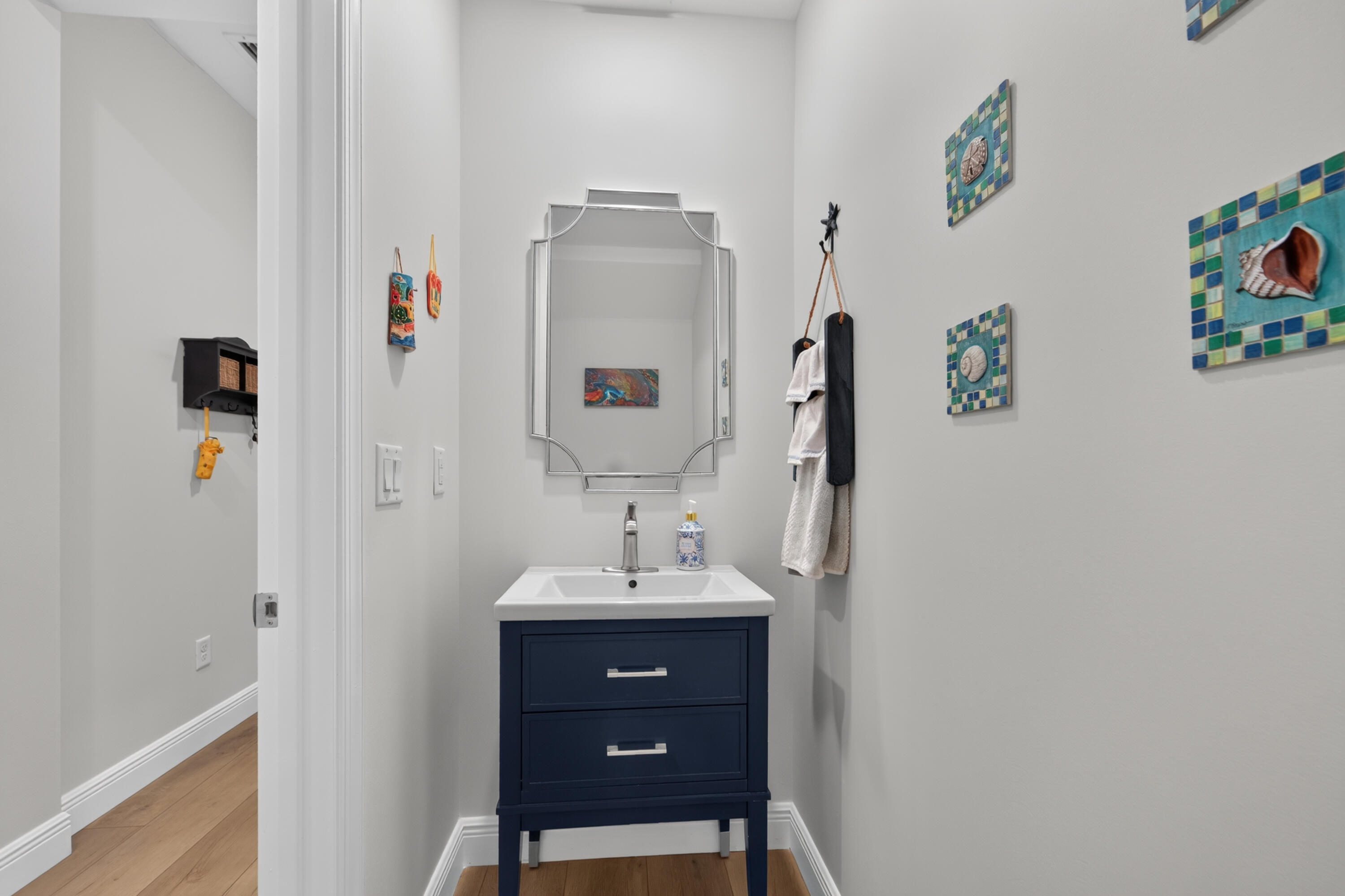 1st Floor Powder Room 1st Floor Powder Room