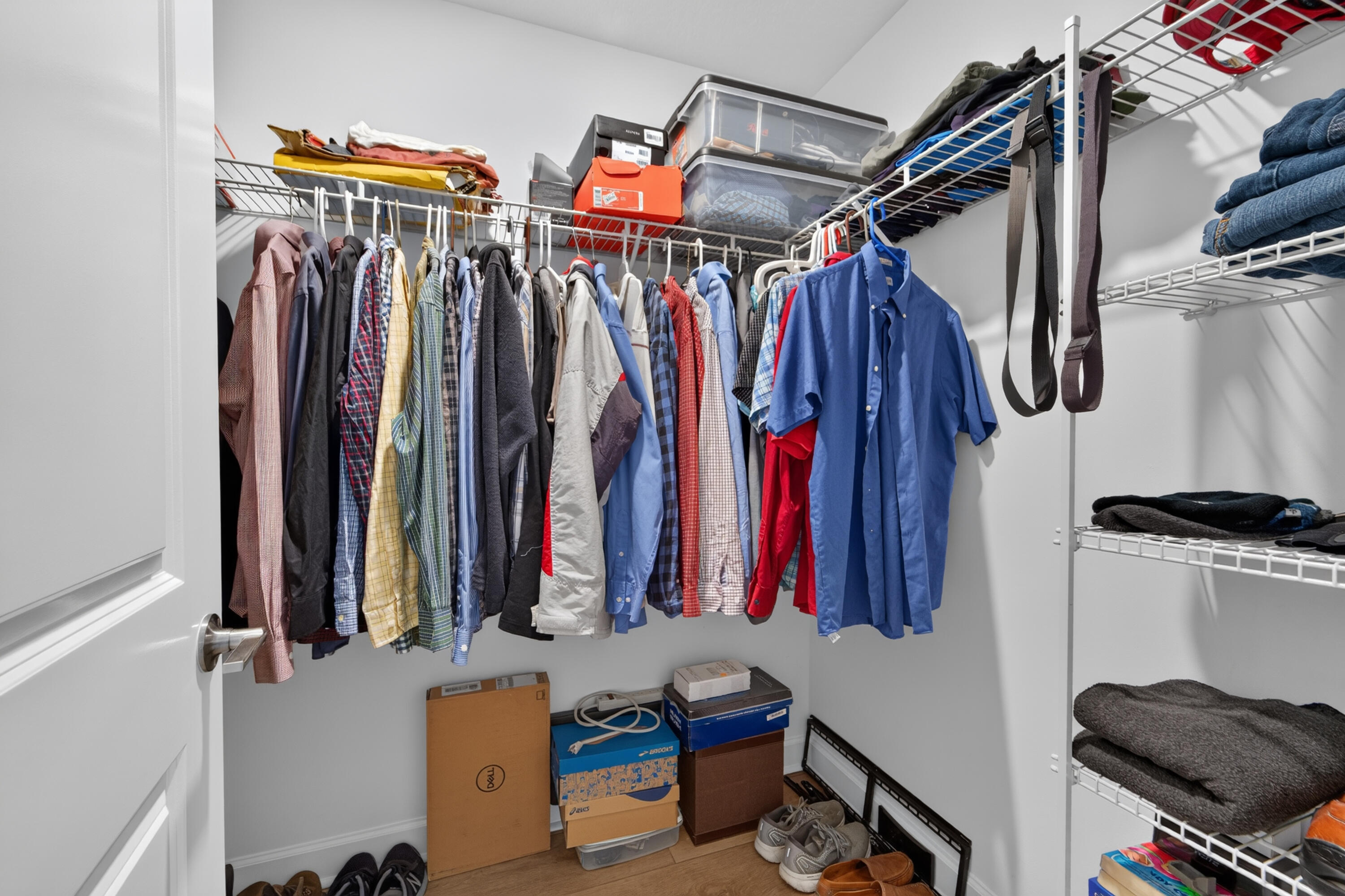 Walk In Closet 2
