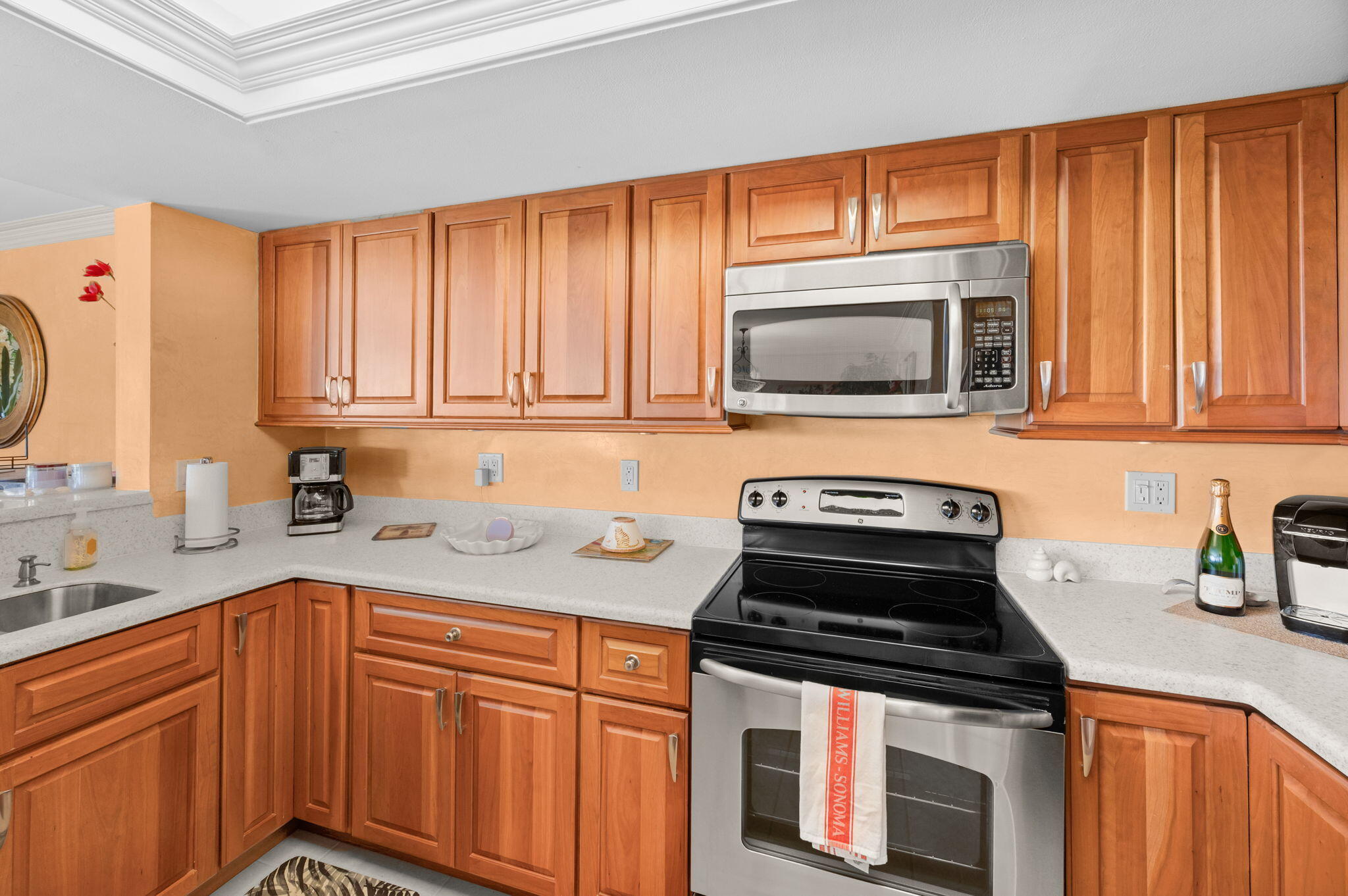 18-web-or-mls-2636 Ocean Dr 105 - 18