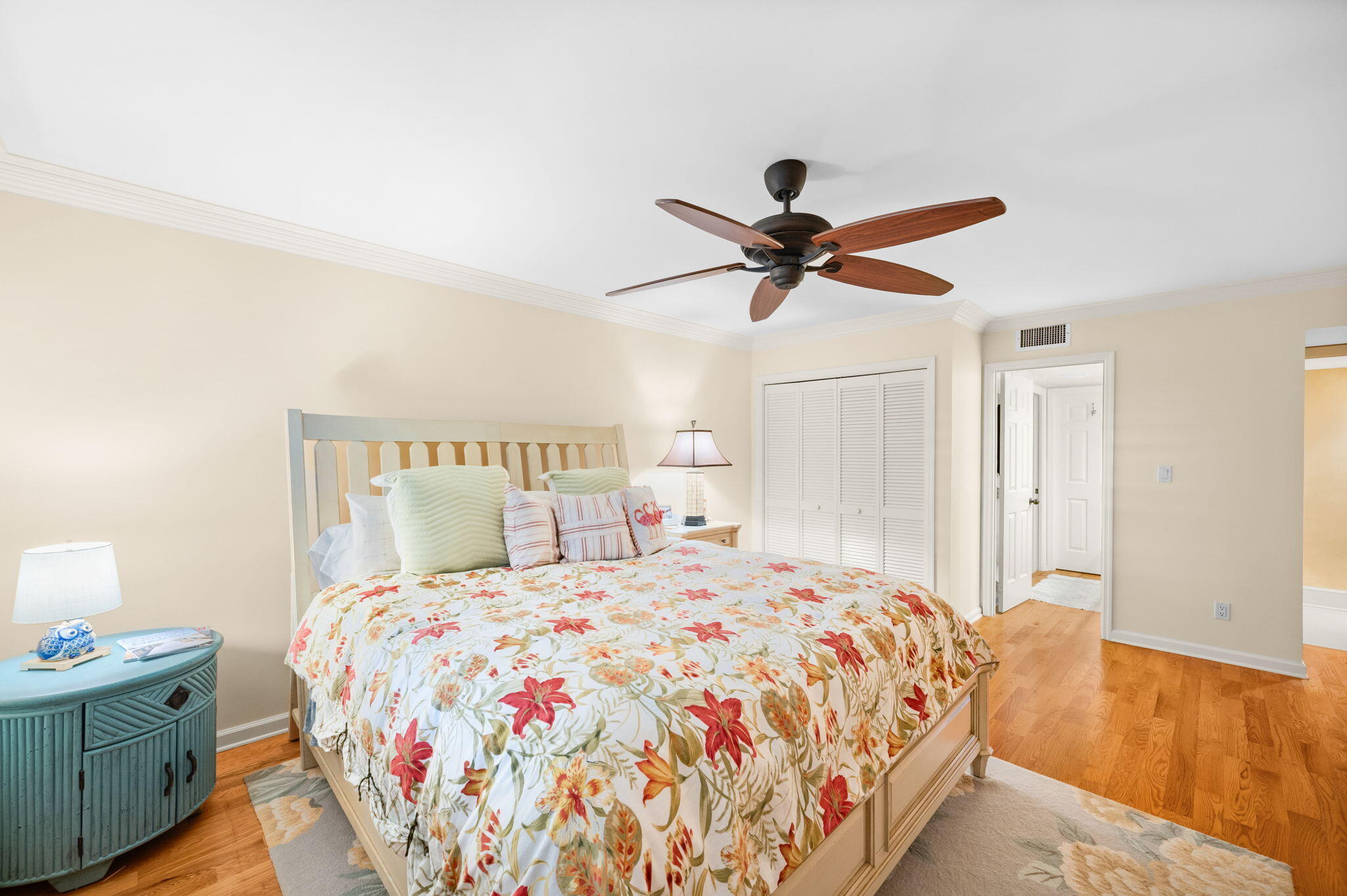 6-web-or-mls-2636 Ocean Dr 105 - 6