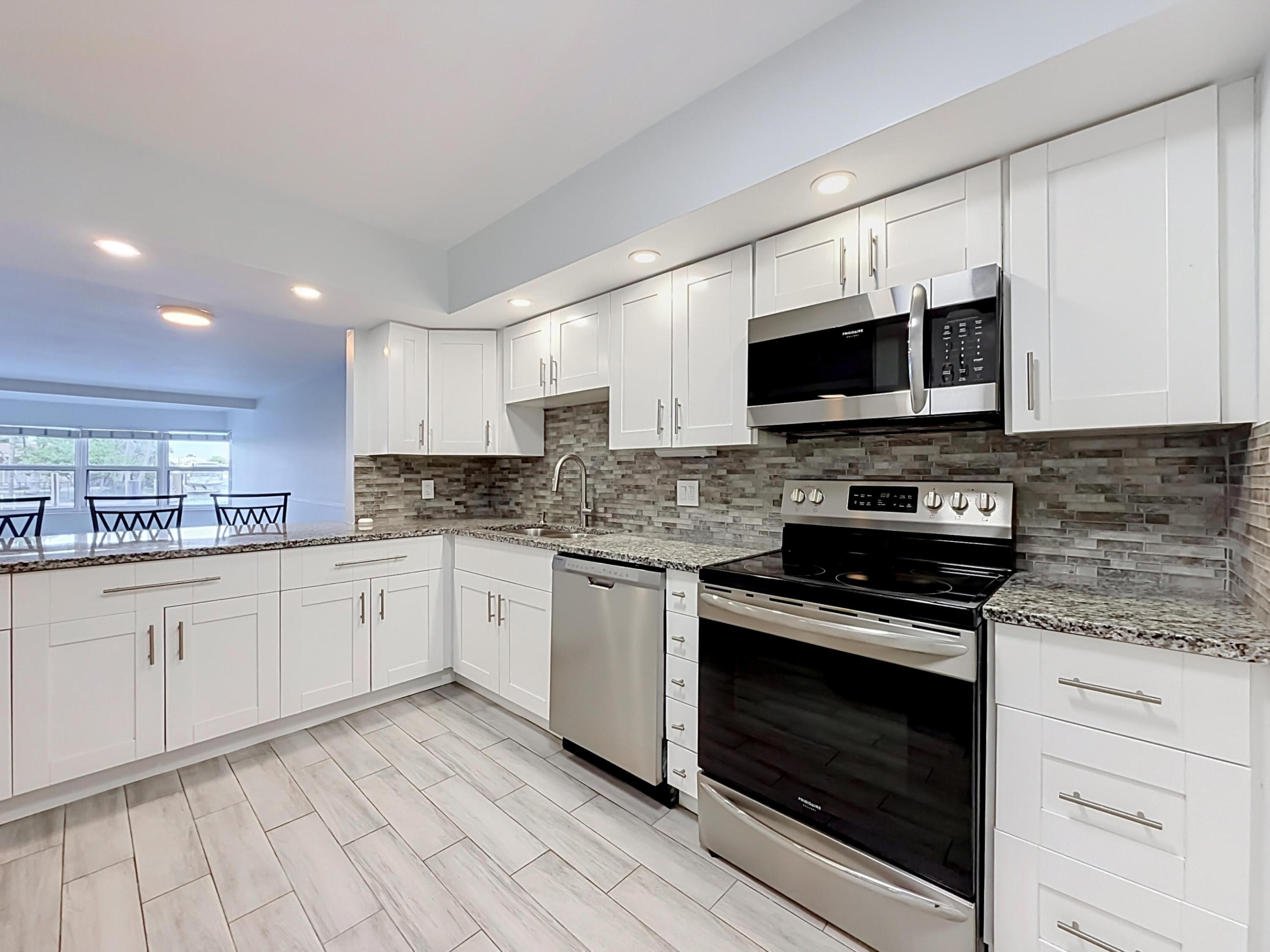 3121 NE 51st Street #102E-21