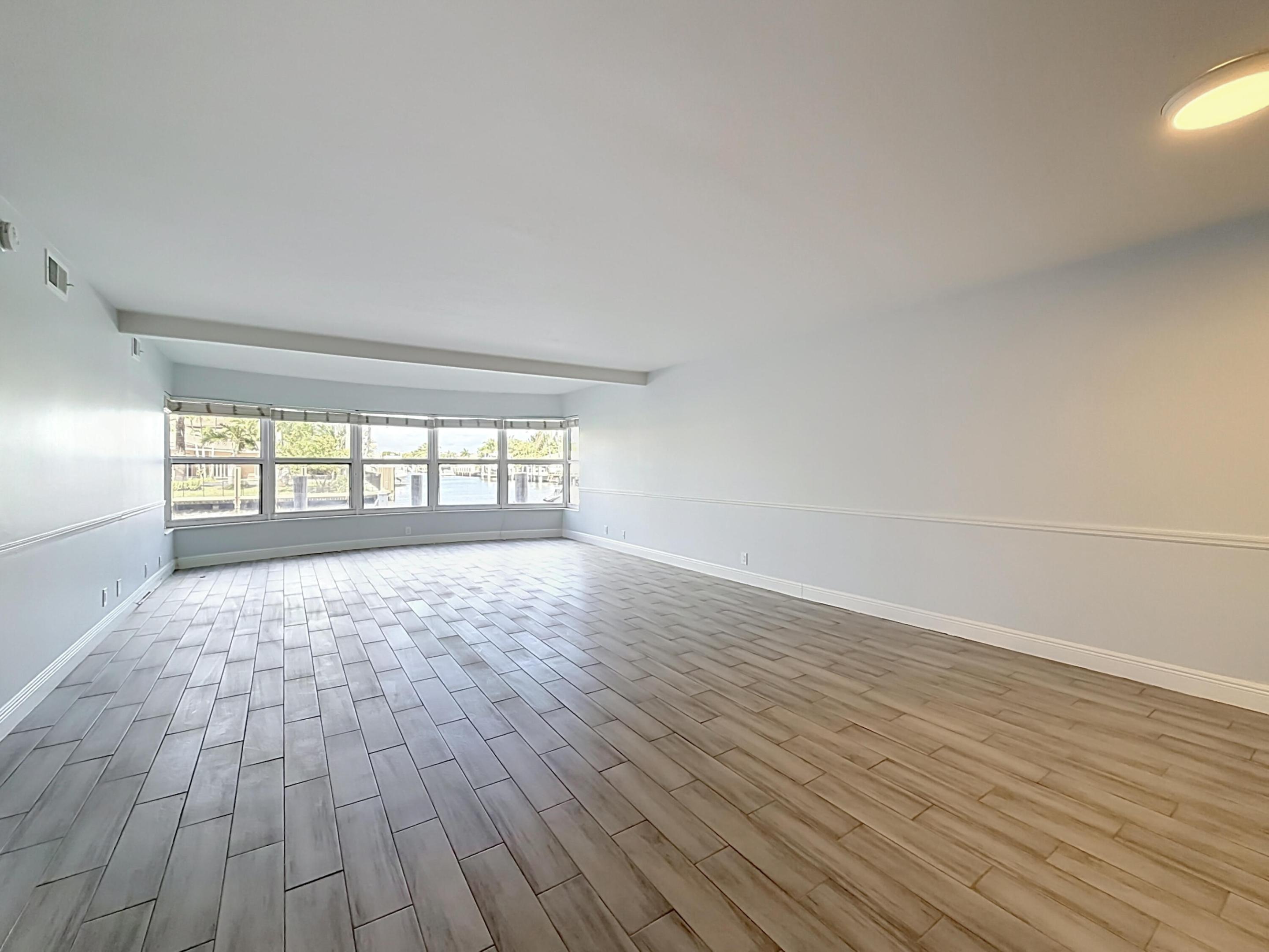 3121 NE 51st Street #102E-31