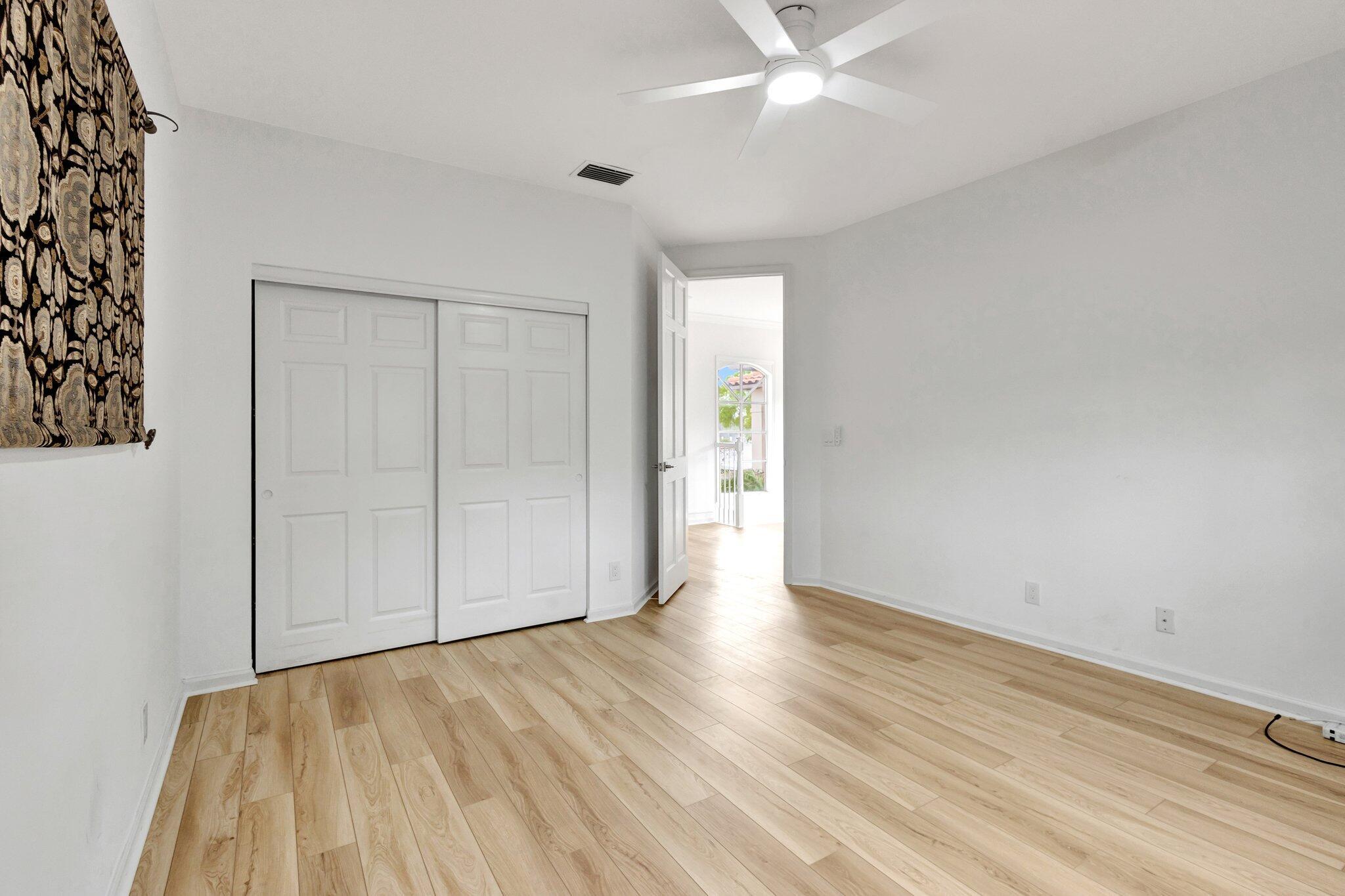 Upstairs bedroom 2