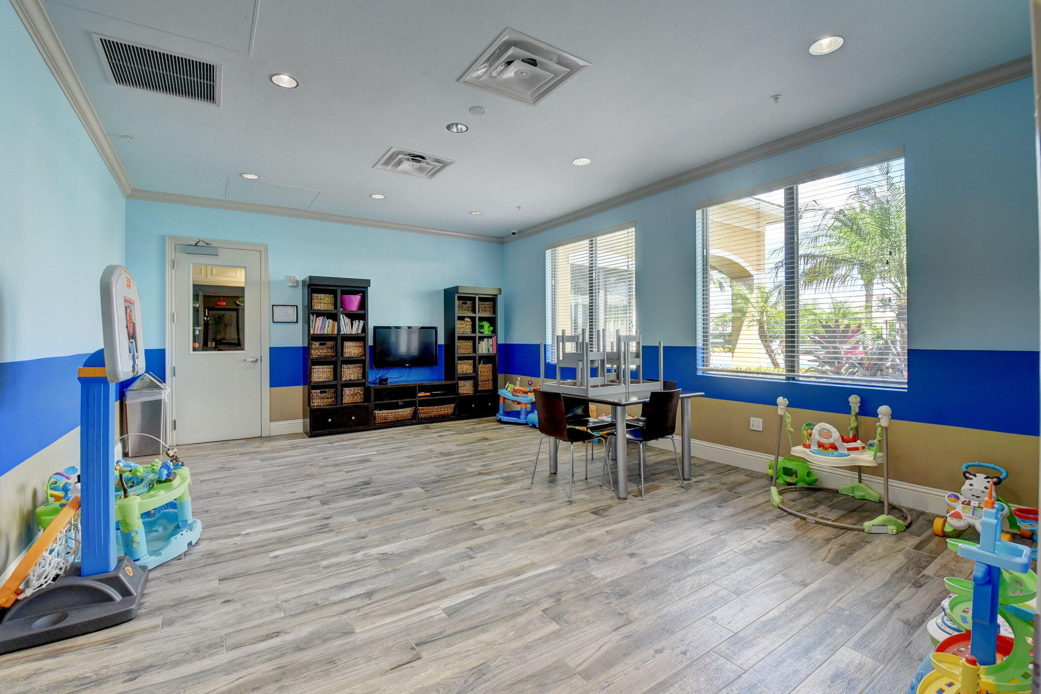 56-web-or-mls-Canyon Trails (9)