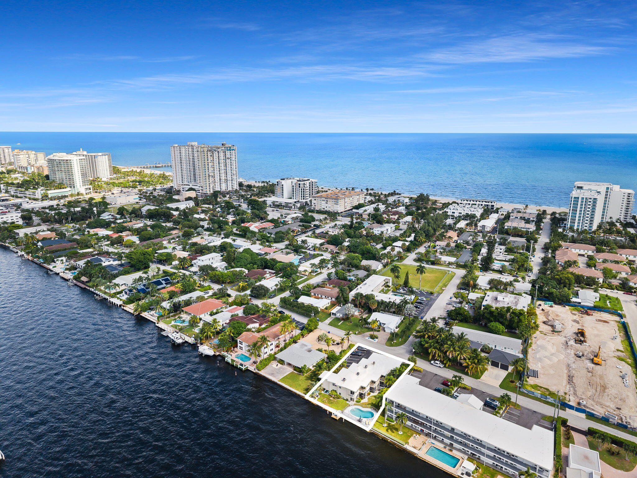 Woodcrest Terrace Co-op sits on the intracoastal just a few blocks from the ocean!