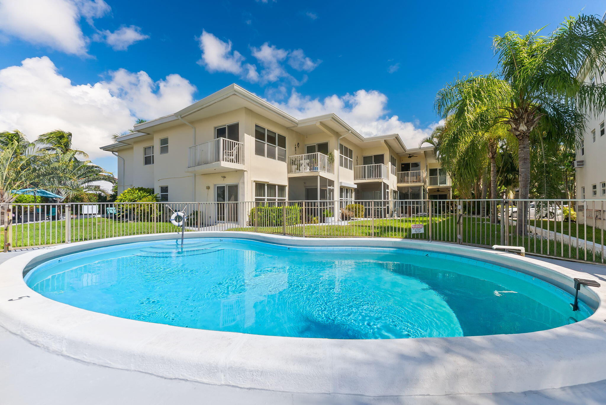 Pool on the Intracoastal