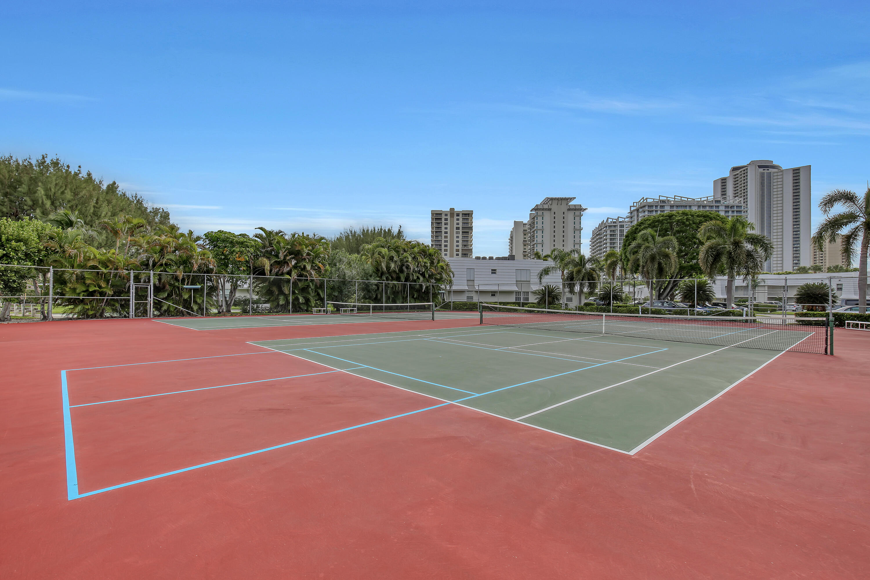 tennis /pickleball