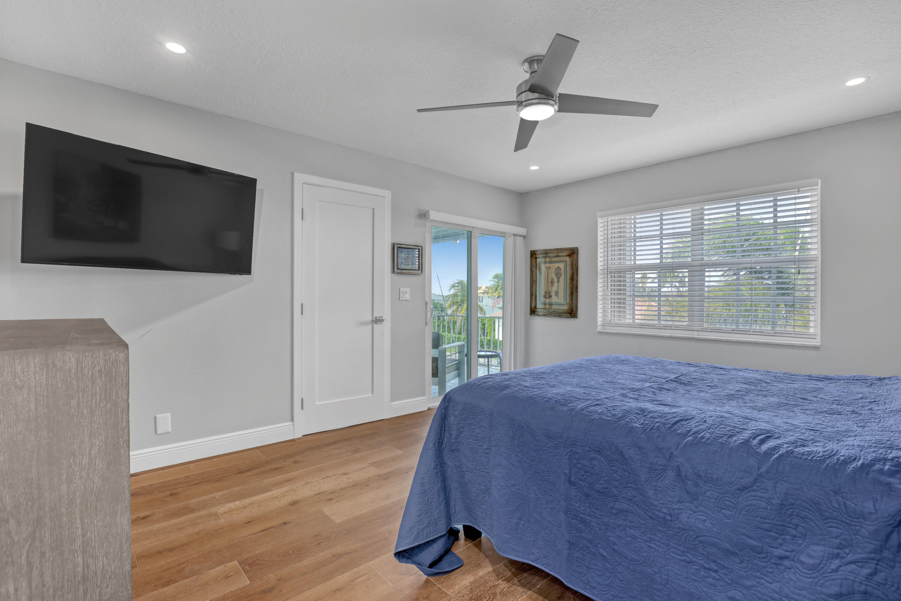 Primary suite