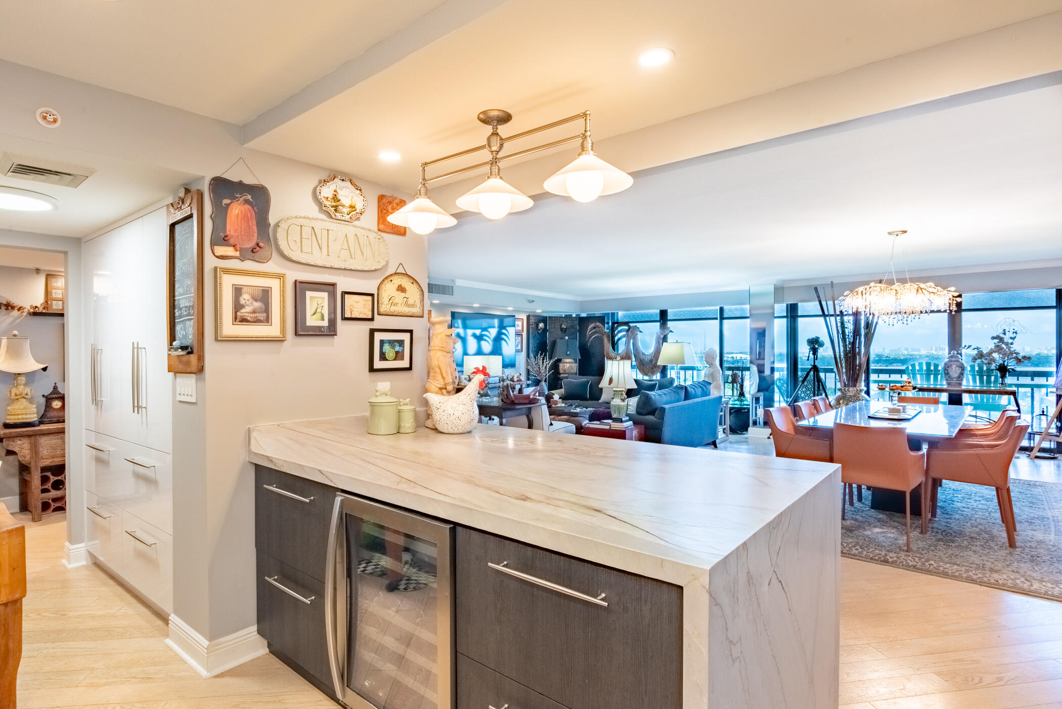 2480 Presidential Way 1804-026