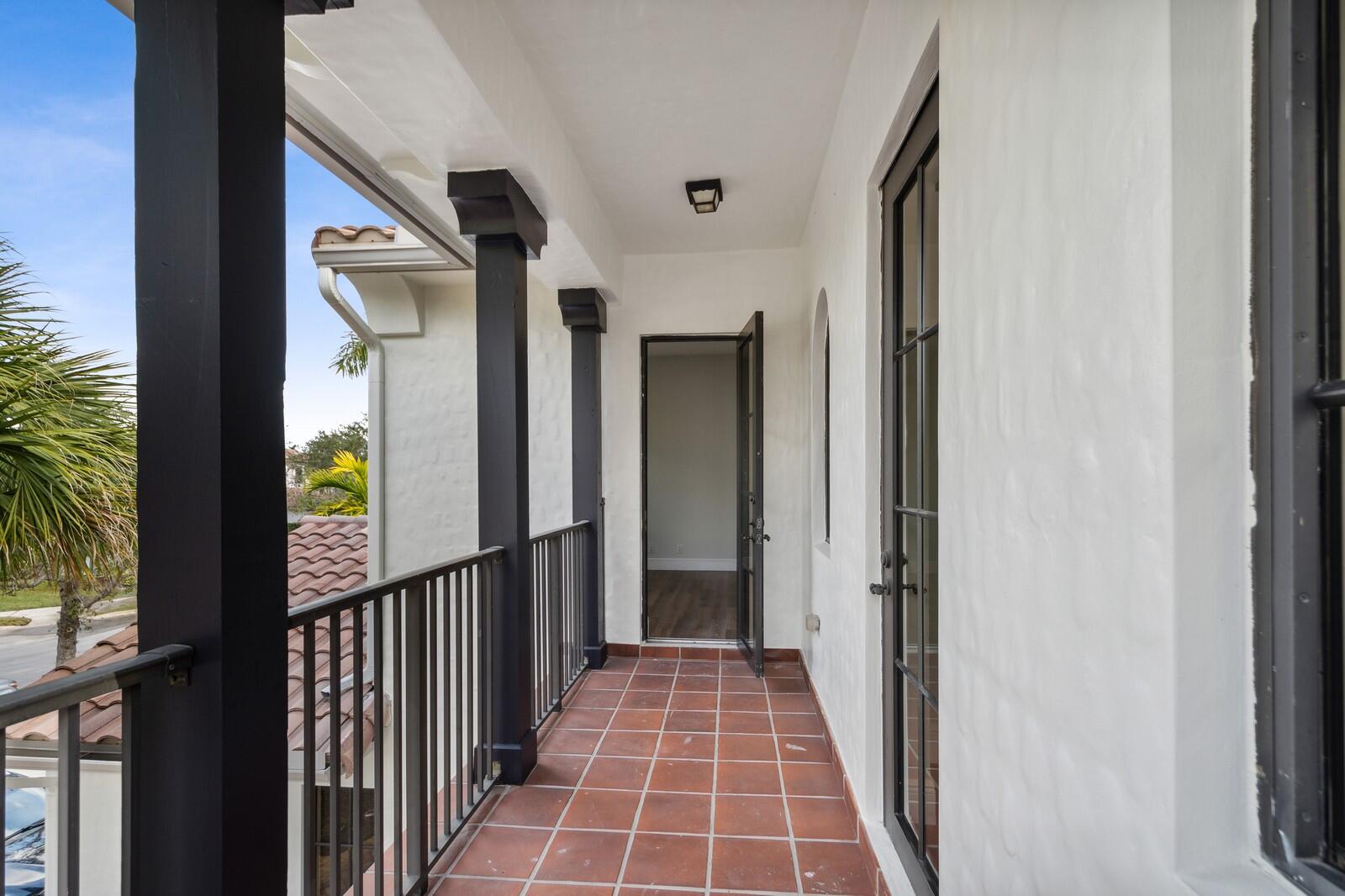 2ND FLOOR BALCONY