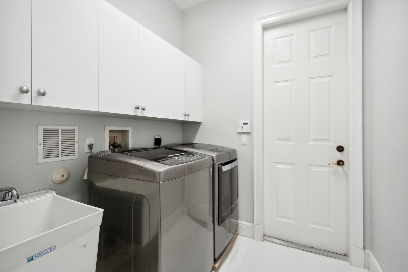 LAUNDRY RM