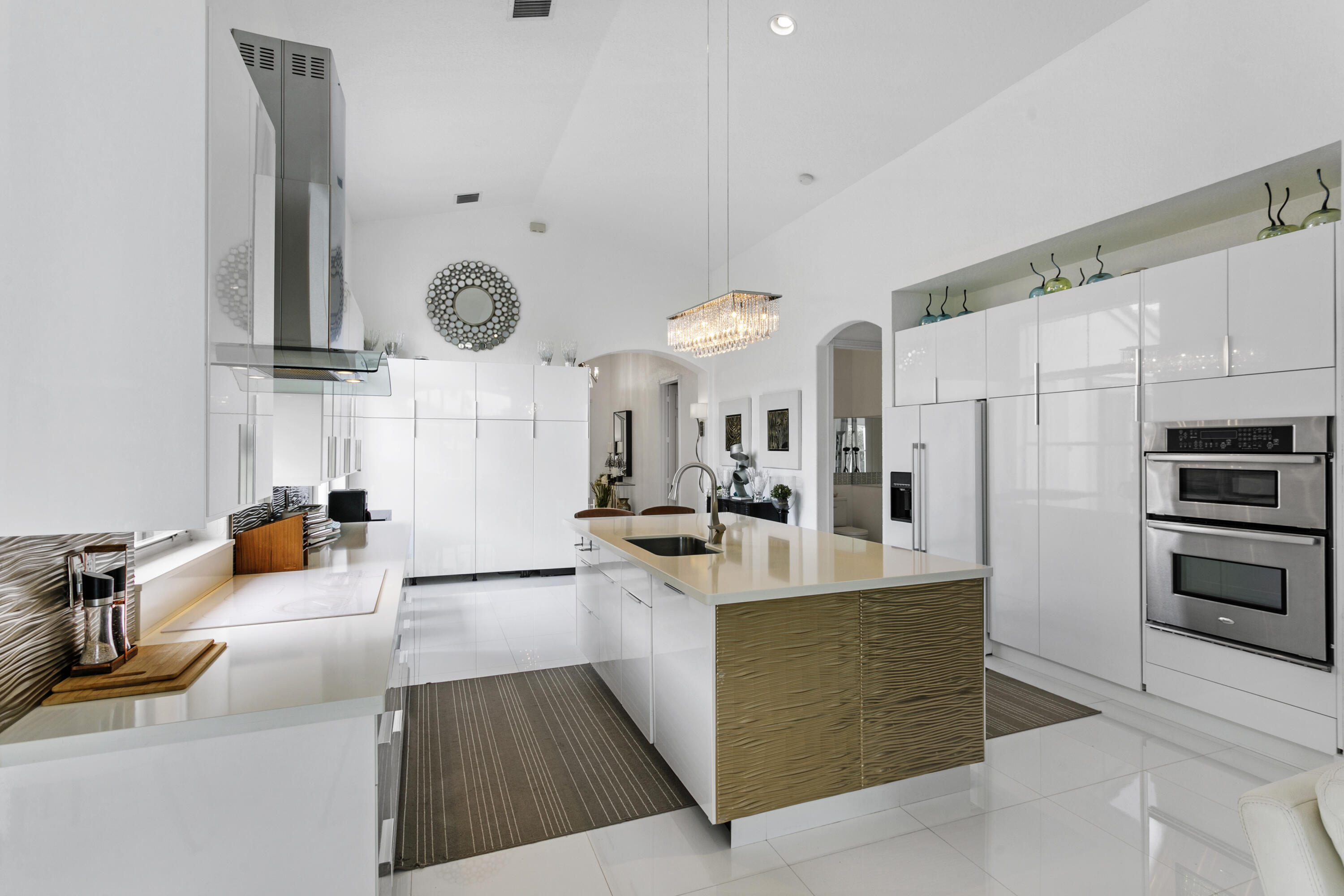 Kitchen Extra Cabineteries