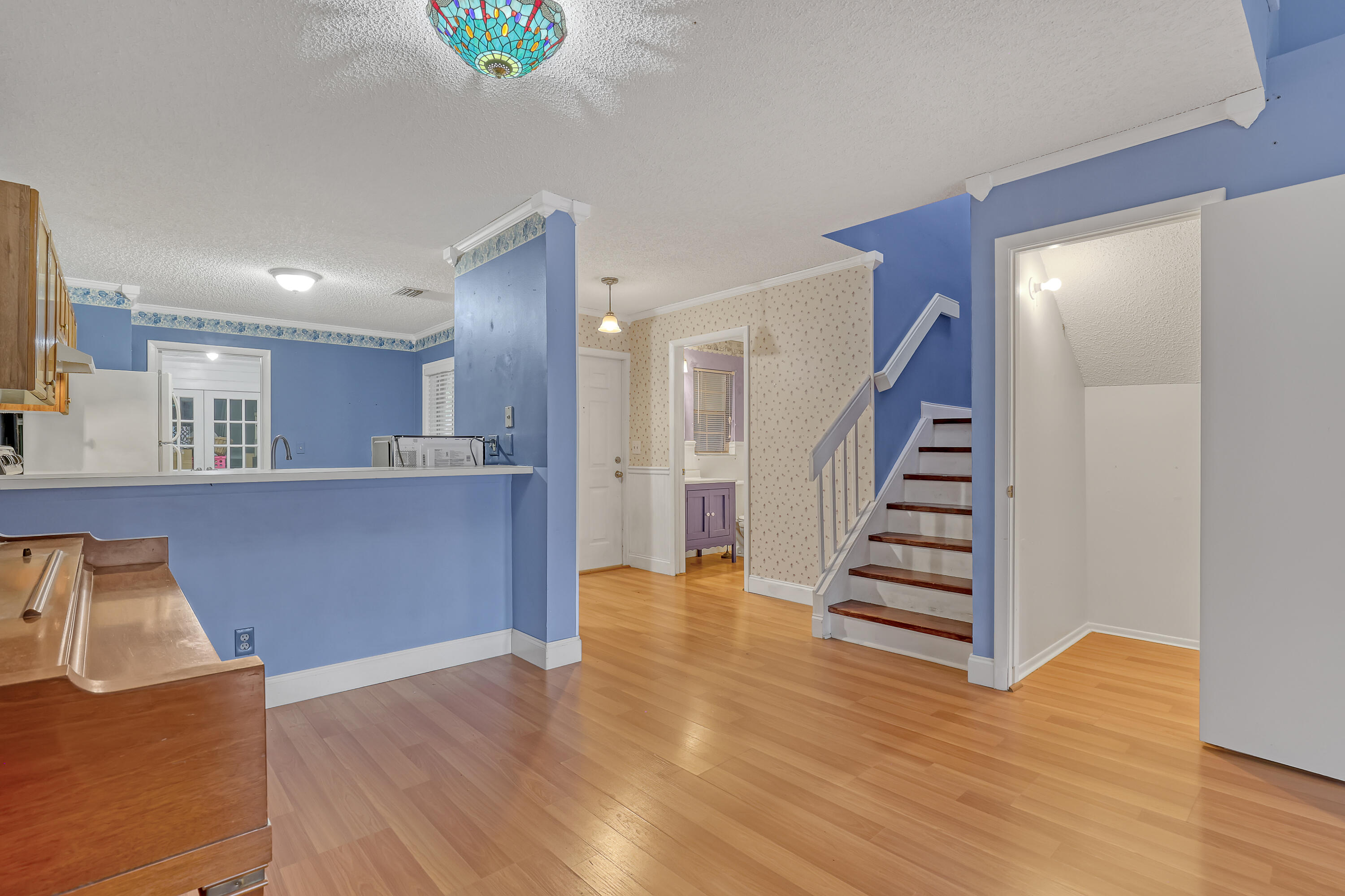 2103 Maplewood (13)