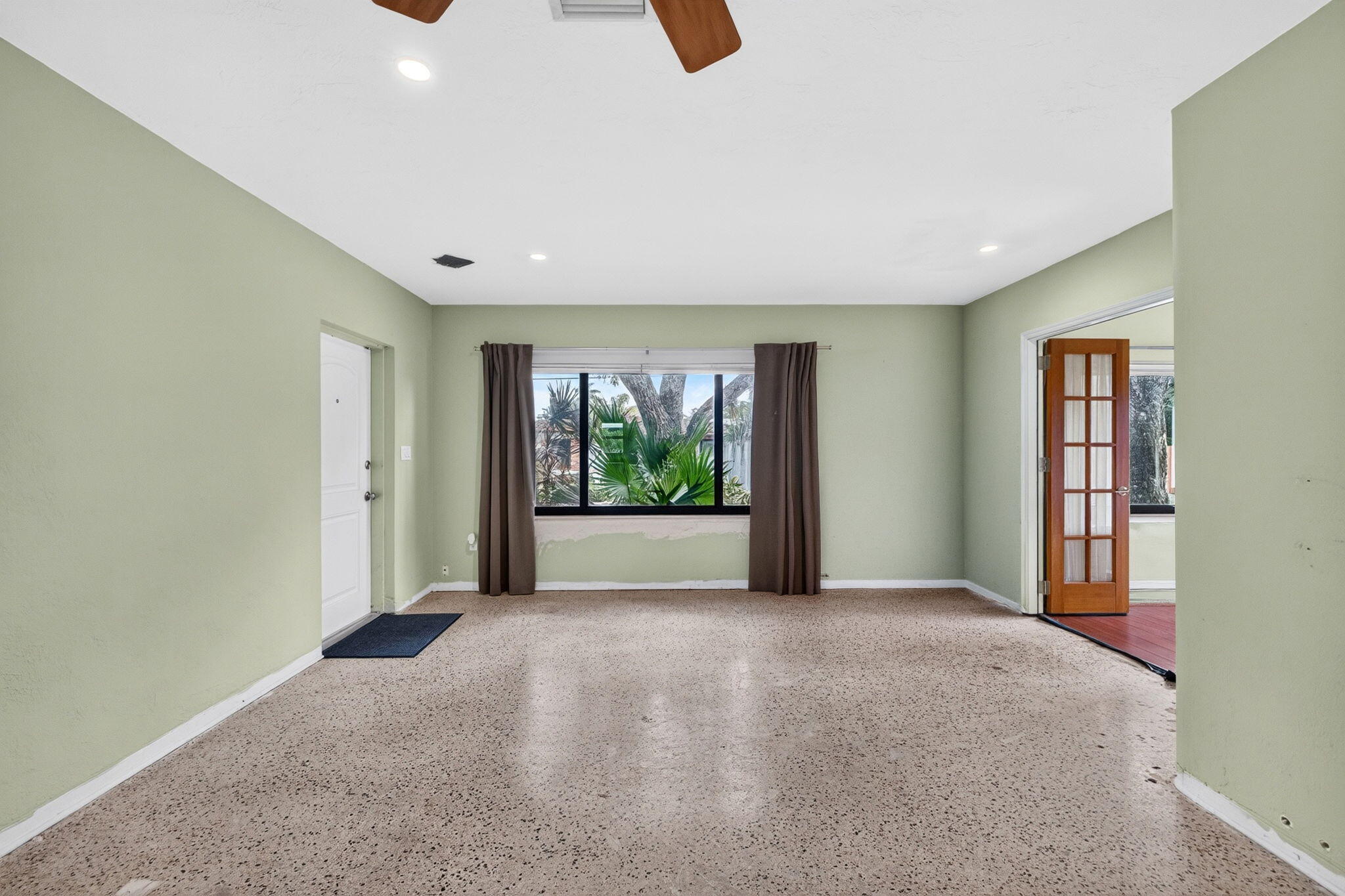 8-web-or-mls-699A2195 8-web-or-mls-699A2195