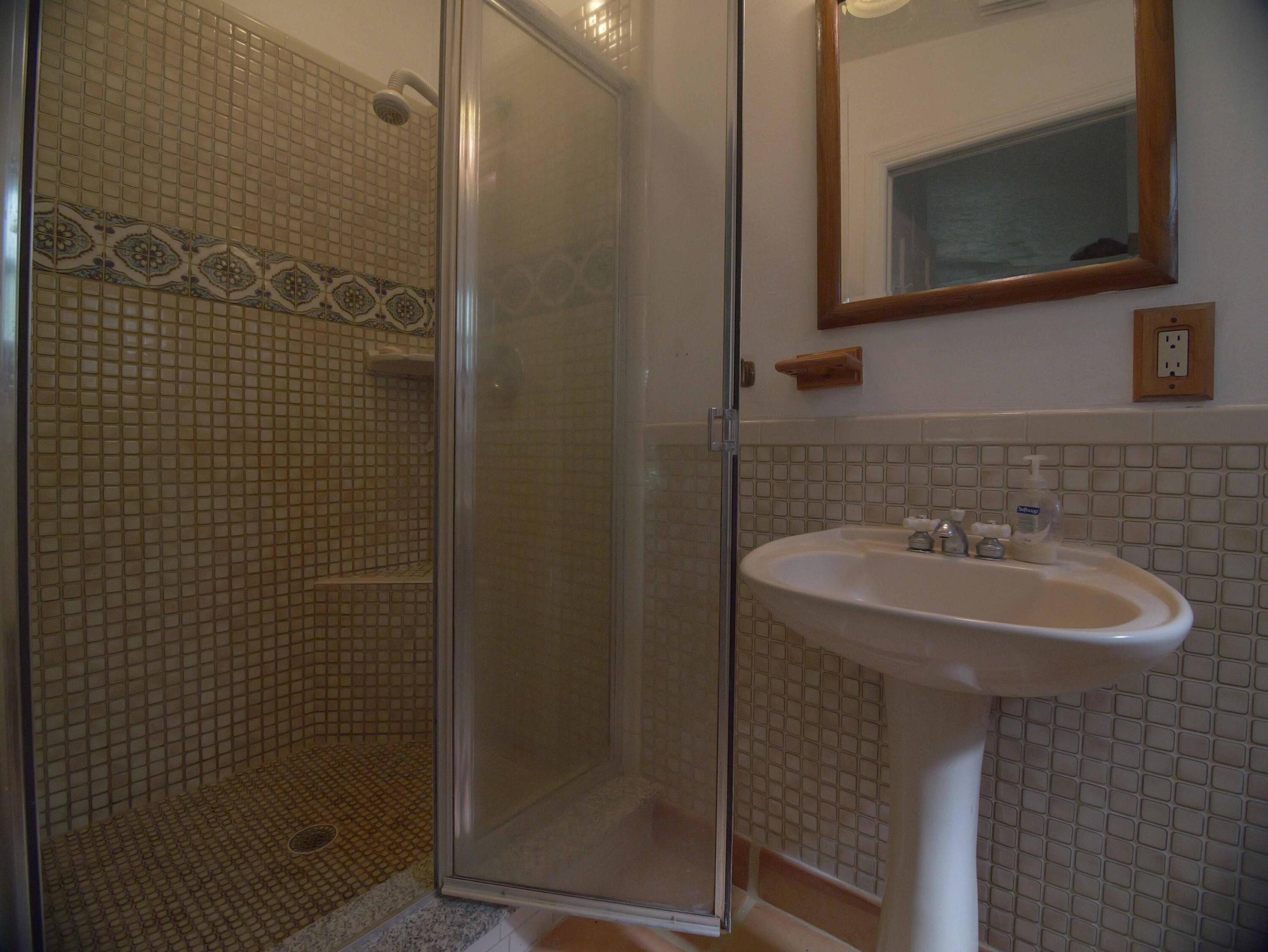 Full Primary Bathroom upstairs