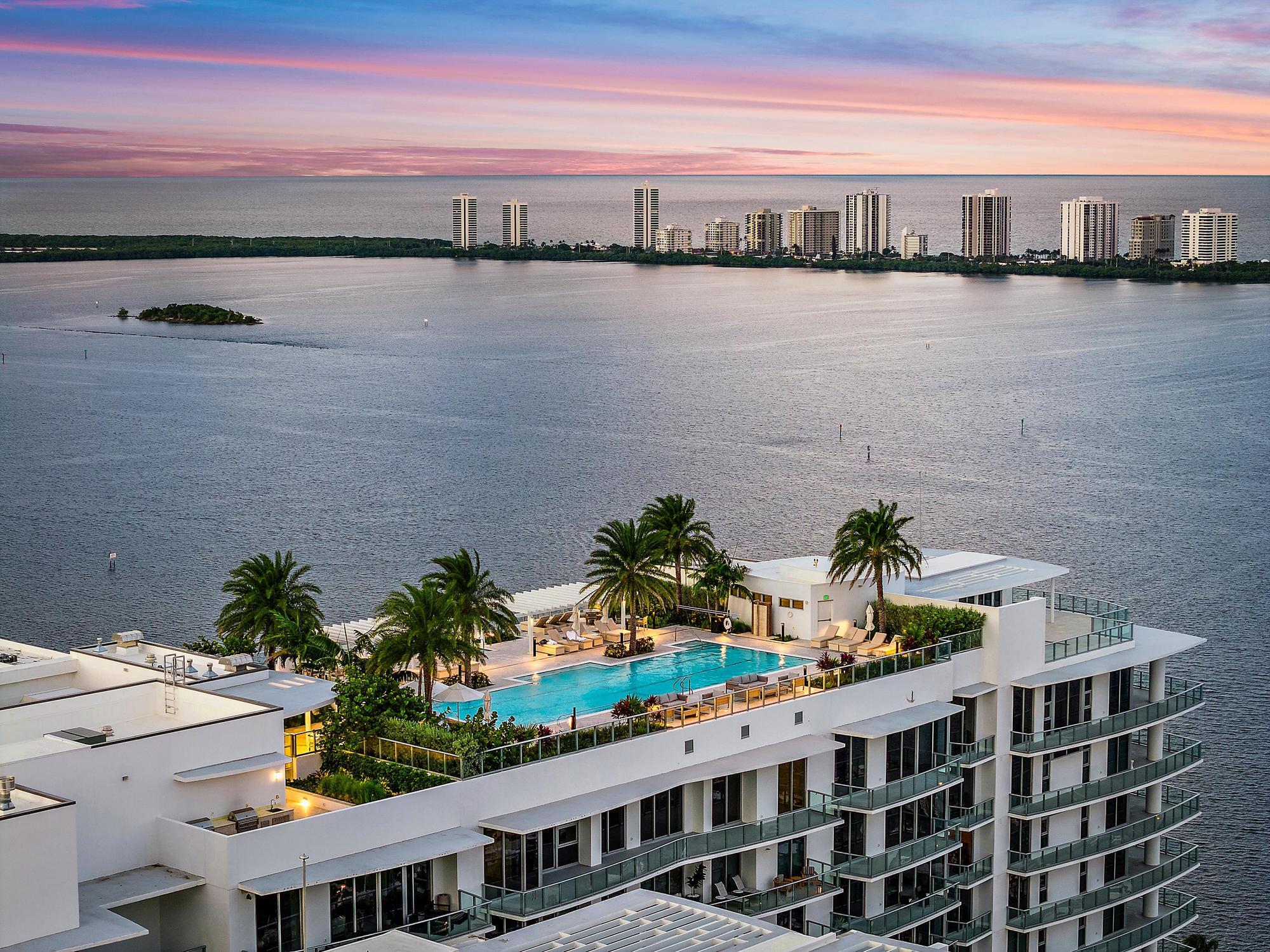 Nautilus 220 Amenities