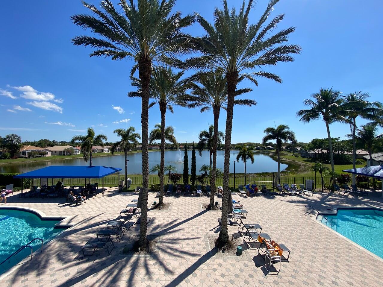 grand.poollake