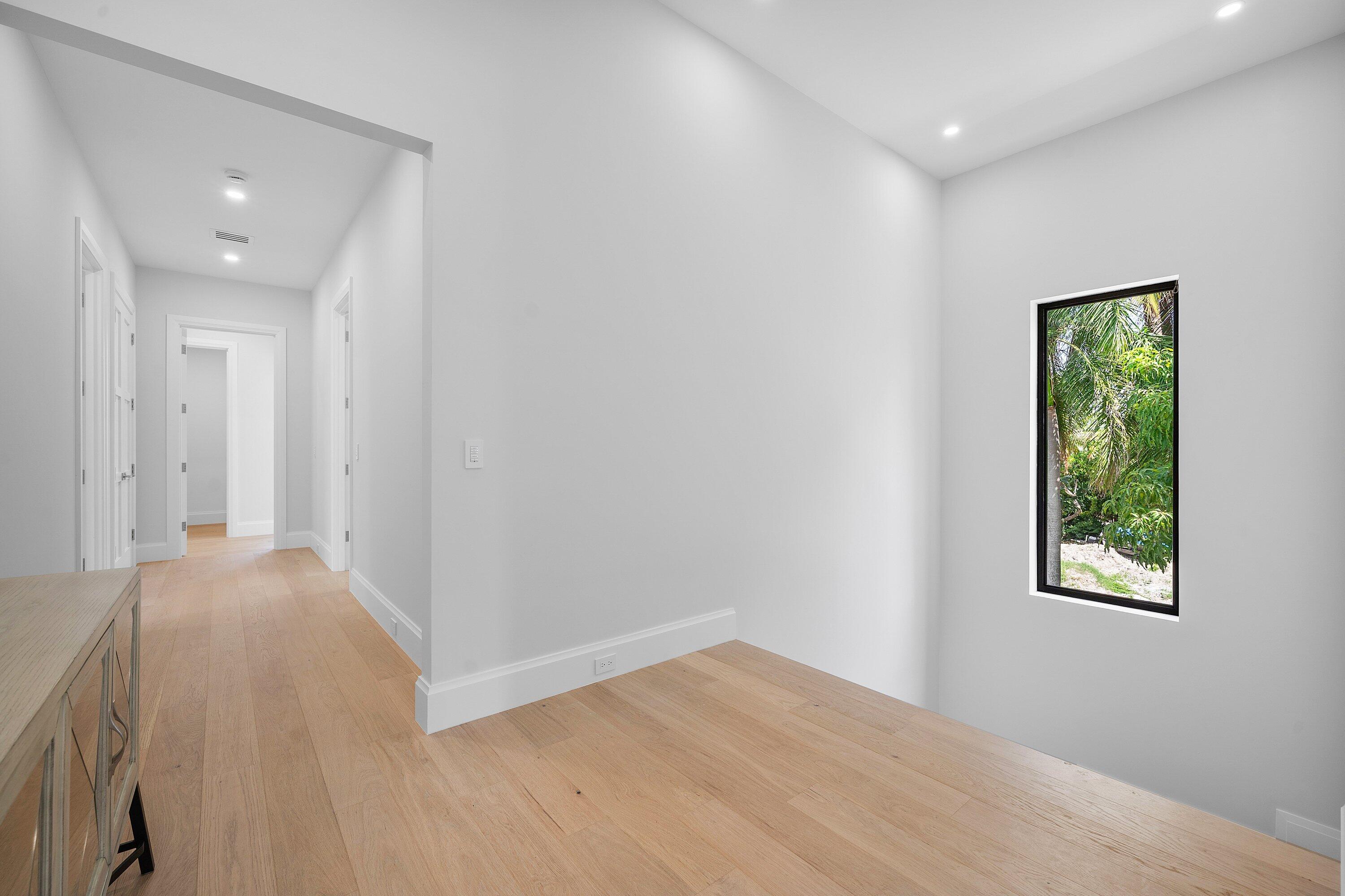 024-725Southeast4thAvenue-DelrayBeach-FL