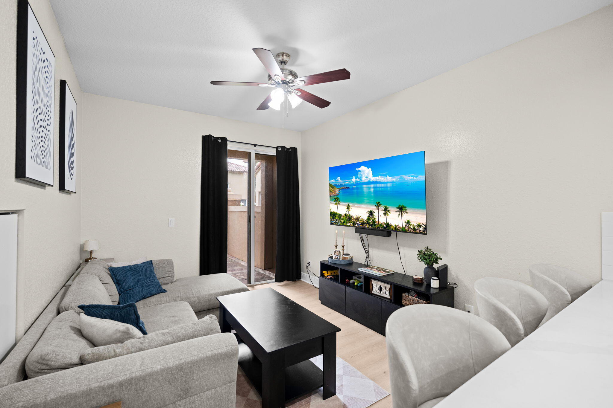 24-web-or-mls-A7408933