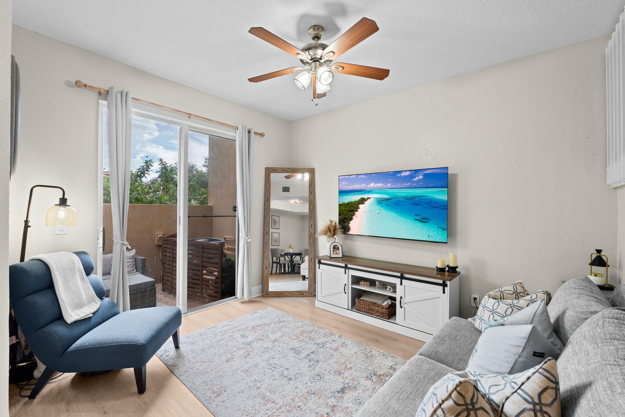9-web-or-mls-A7408875