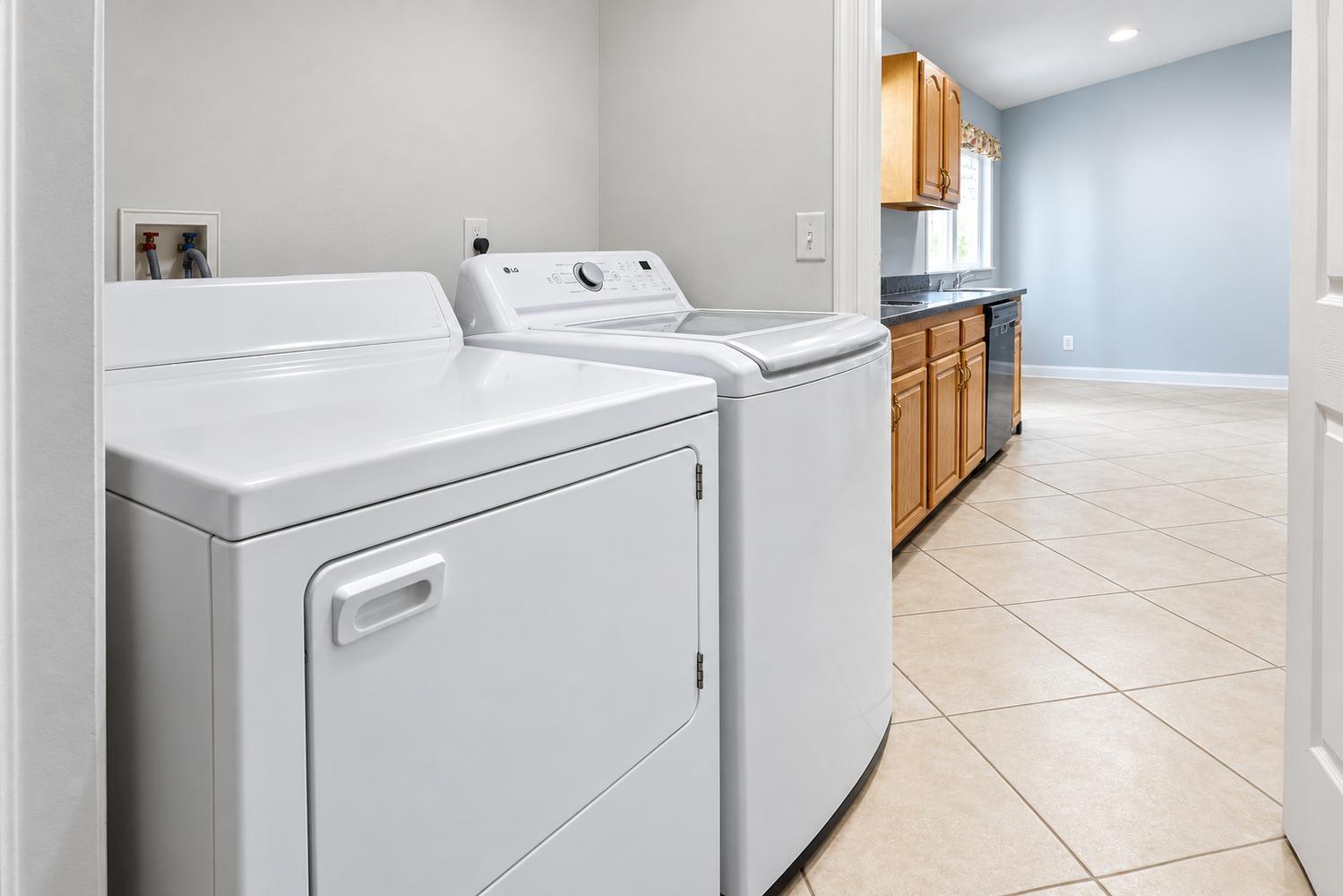 010-065-Laundryroom-1500x1000