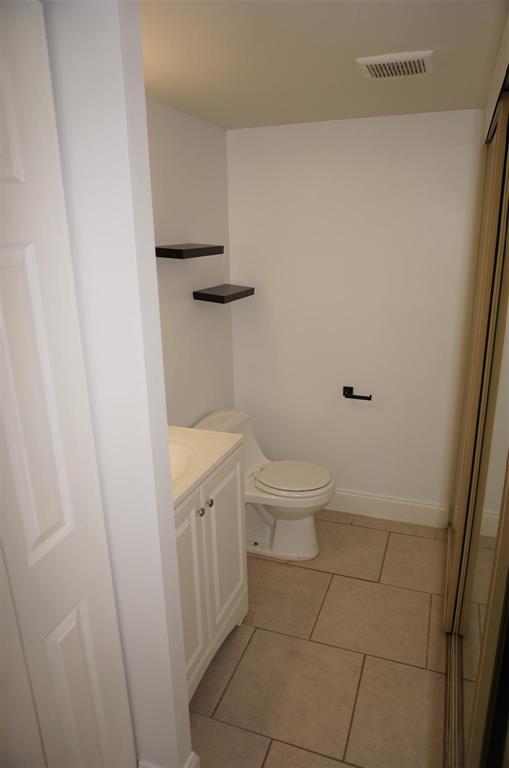 Bathroom downstairs